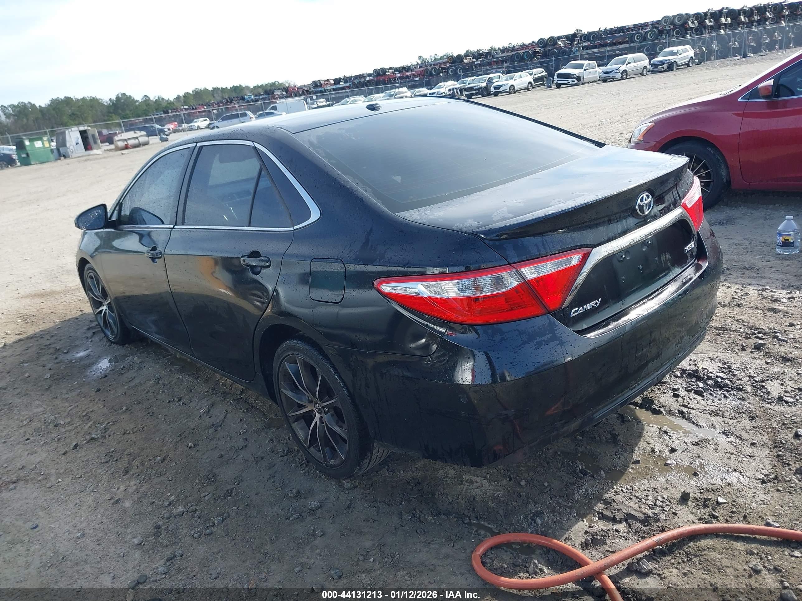 TOYOTA CAMRY image 3
