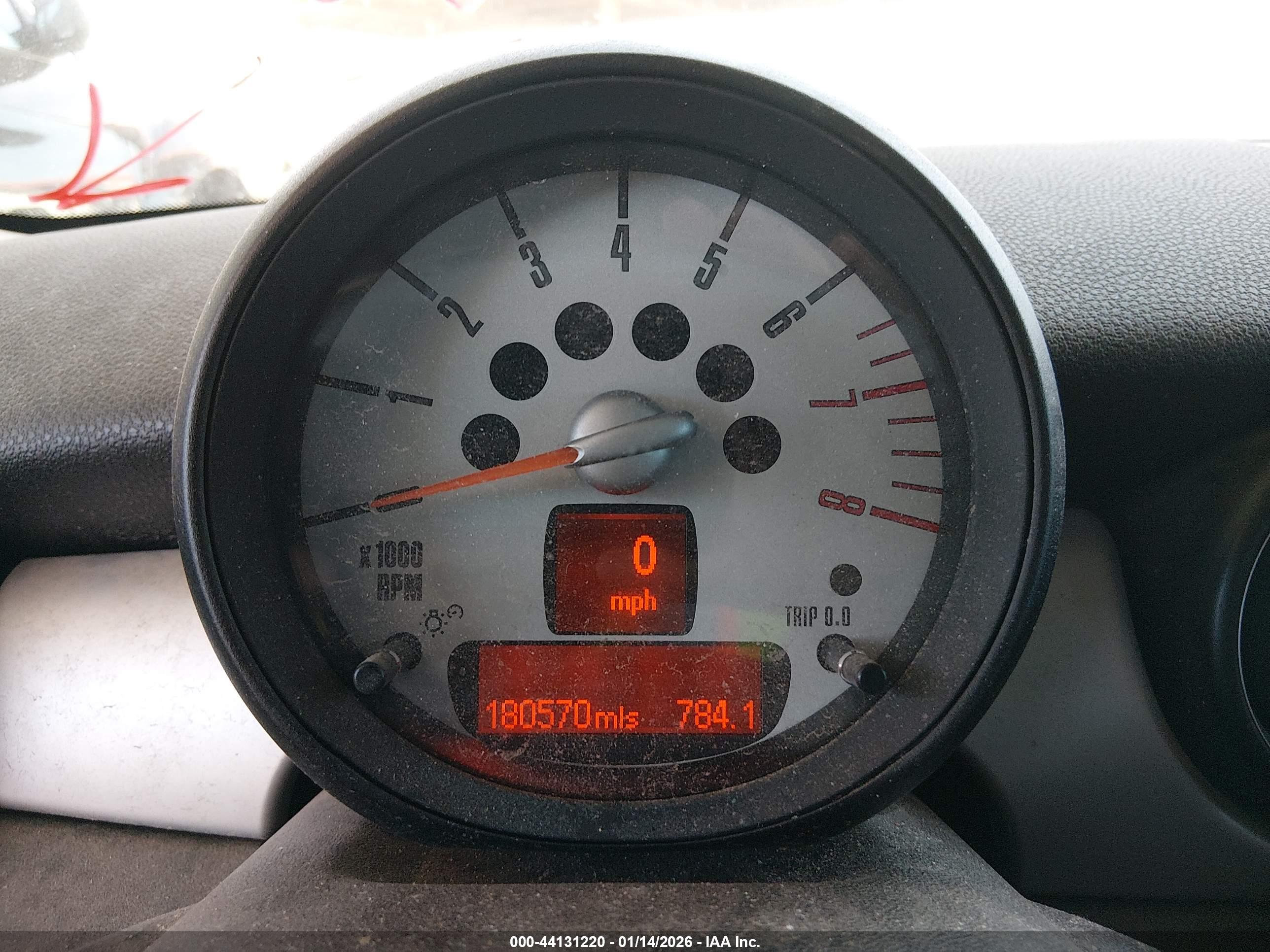 MINI COOPER image 7