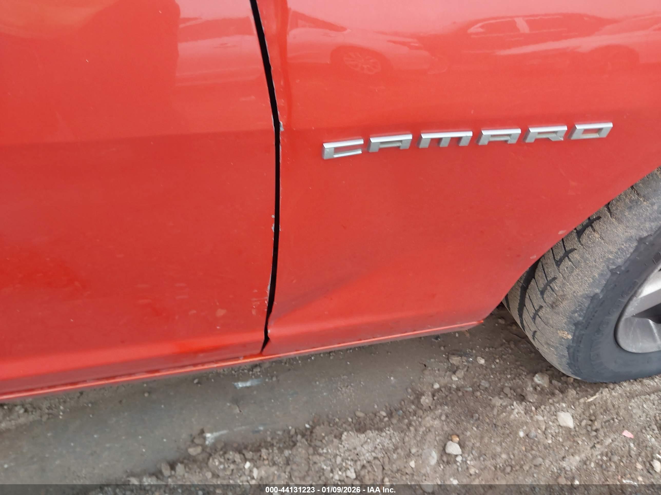 CHEVROLET CAMARO image 6
