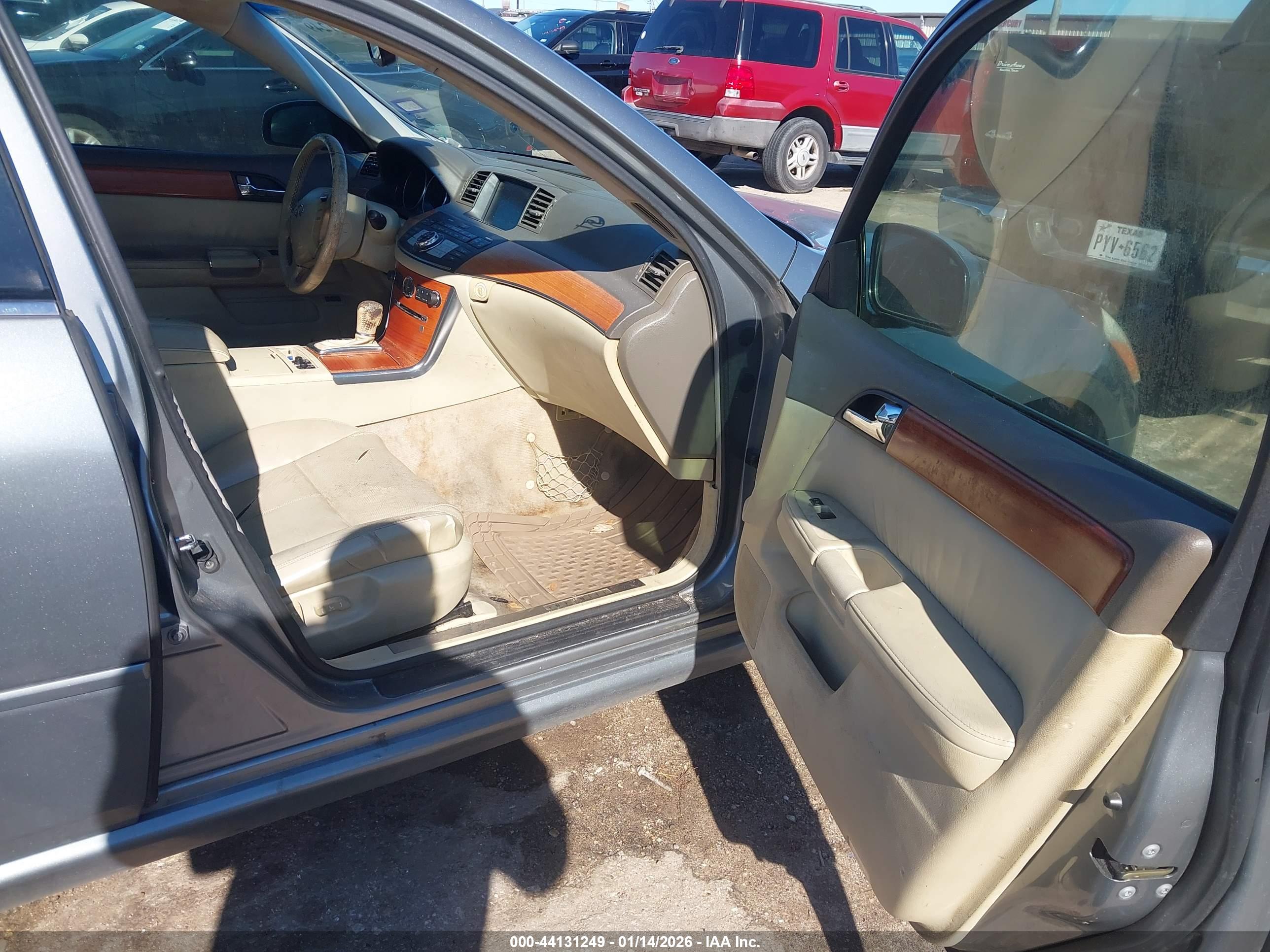 INFINITI M45 image 5