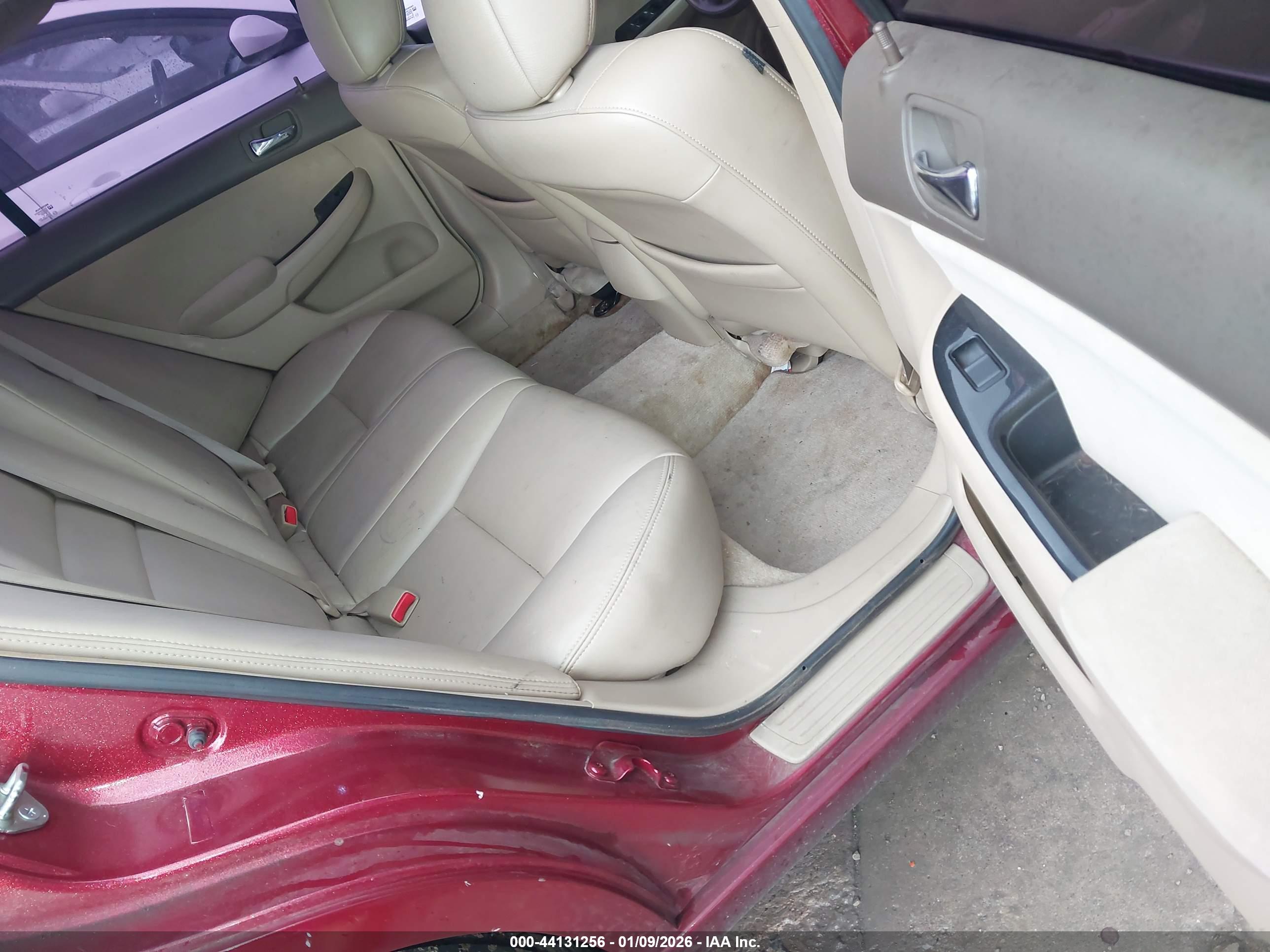 HONDA ACCORD image 8