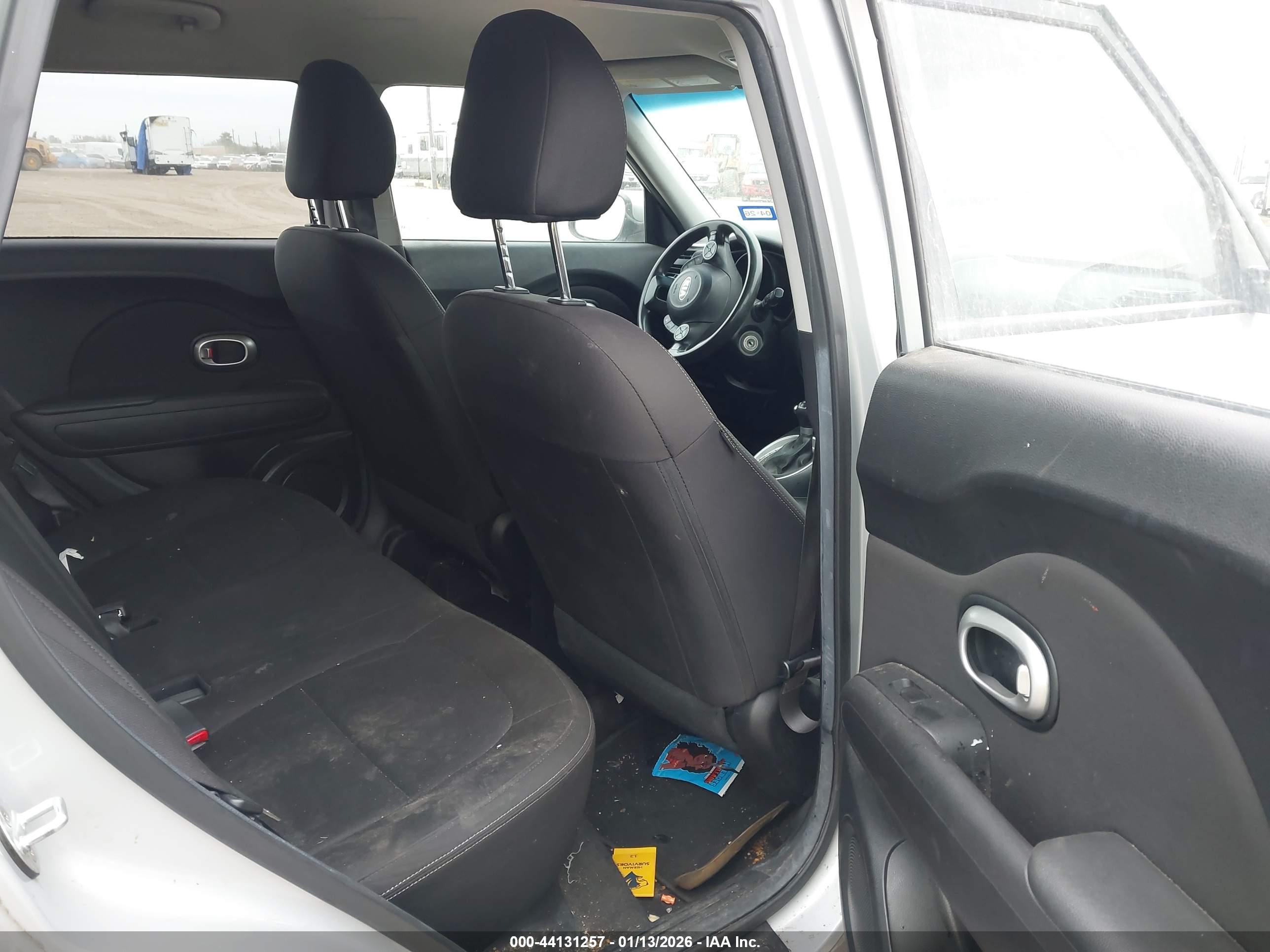 KIA SOUL image 8