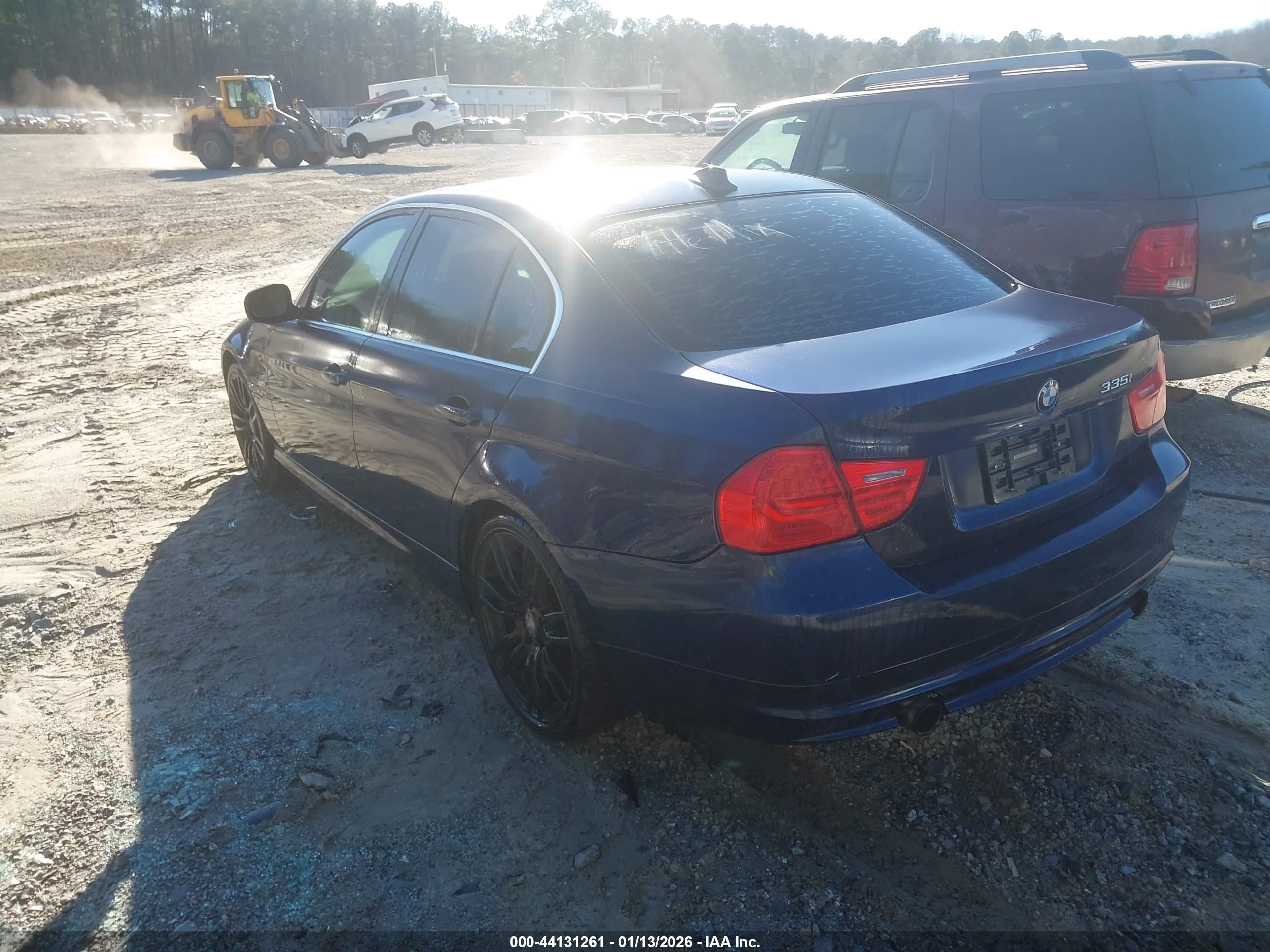 BMW 335I image 3