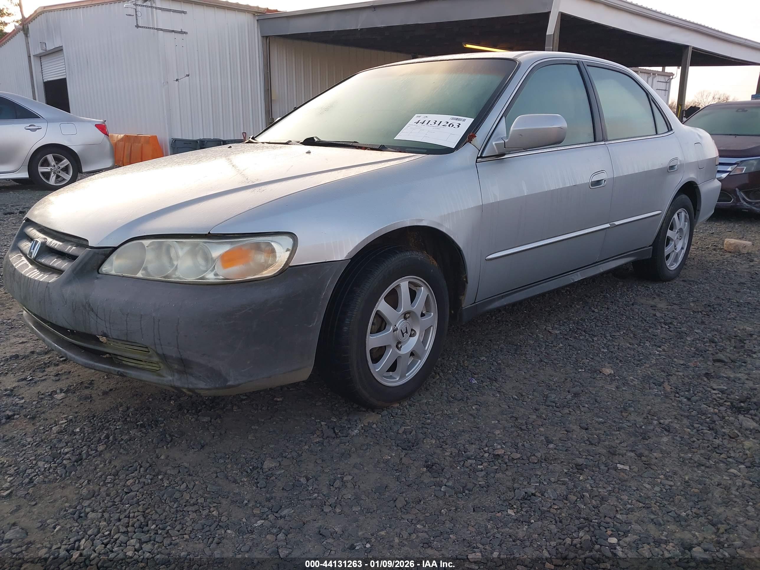 HONDA ACCORD image 2