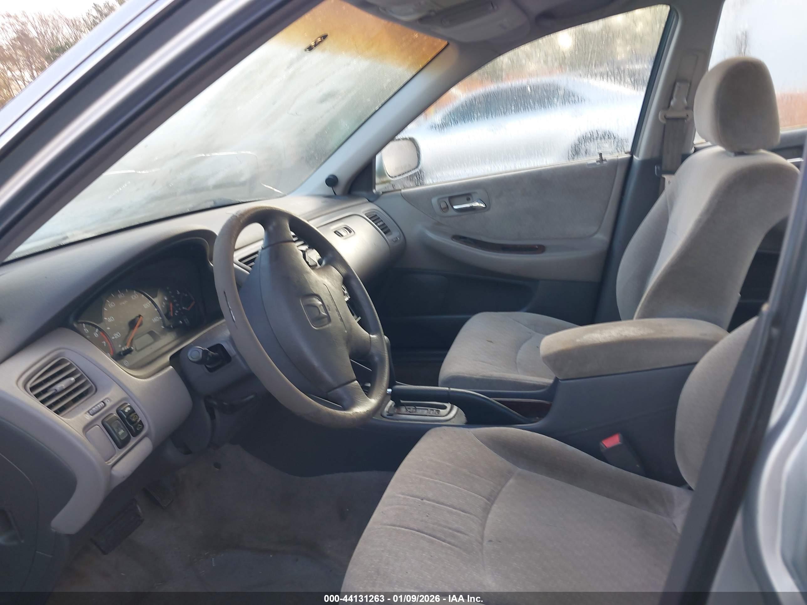 HONDA ACCORD image 5