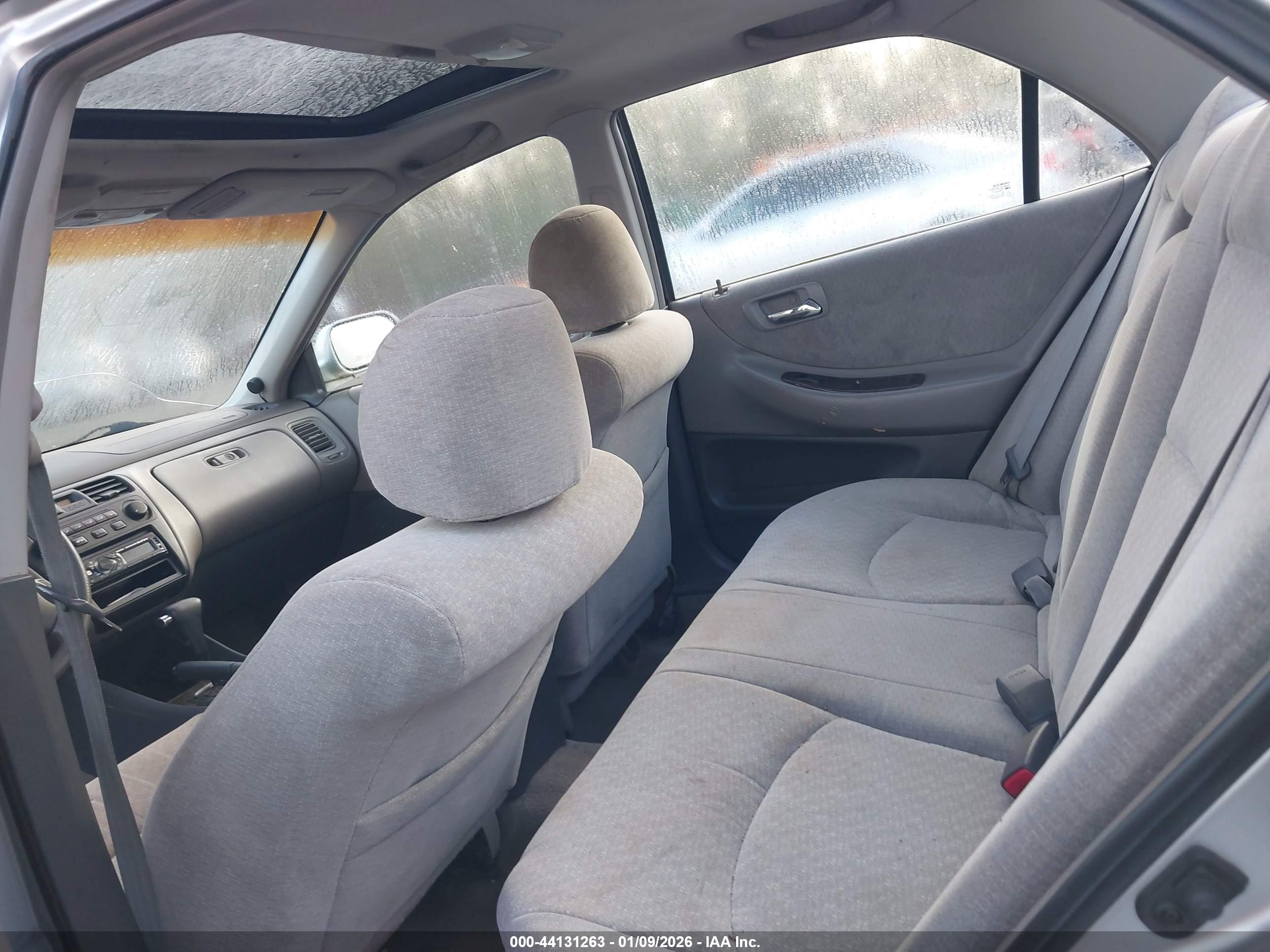 HONDA ACCORD image 8