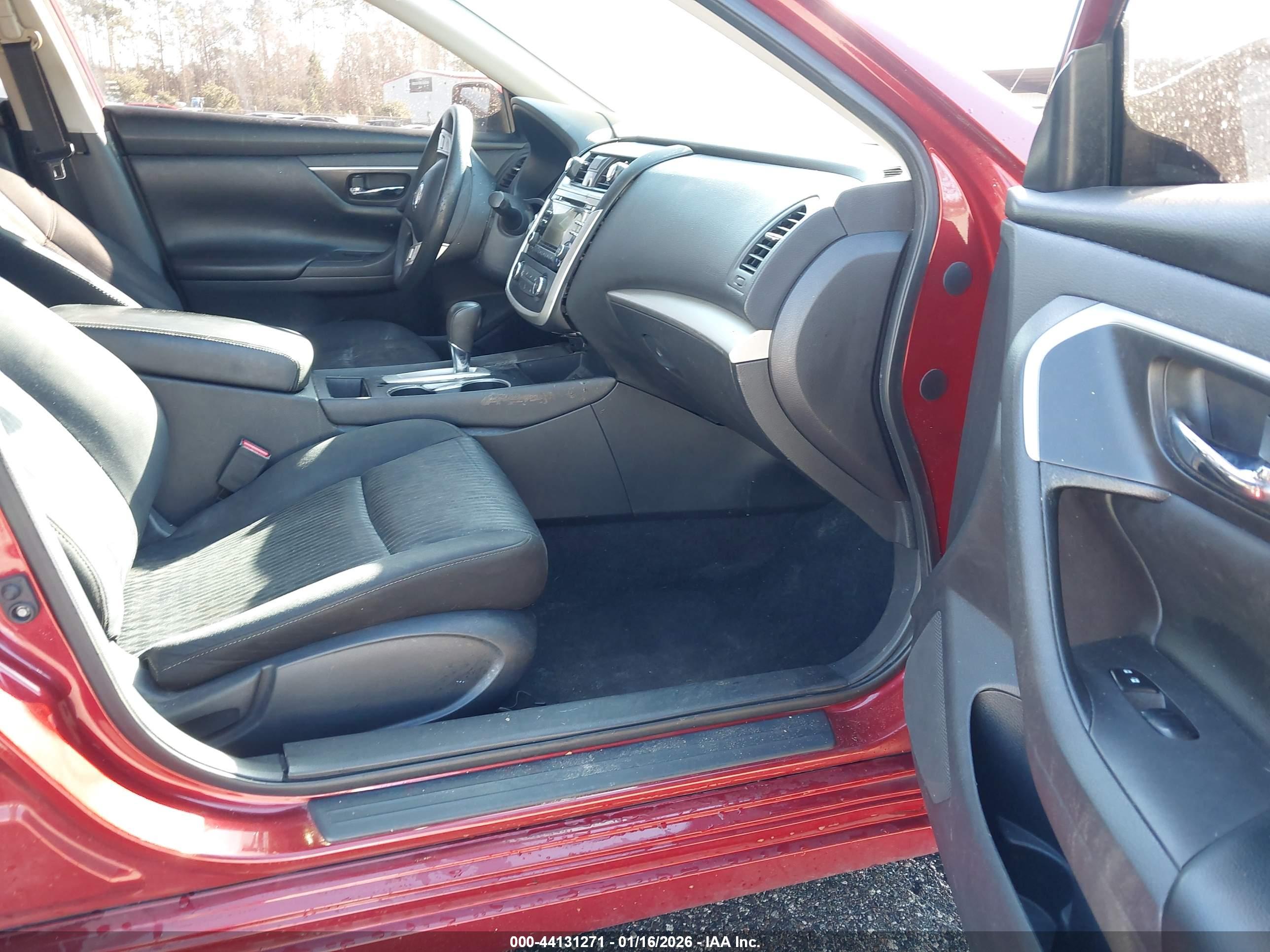 NISSAN ALTIMA image 5