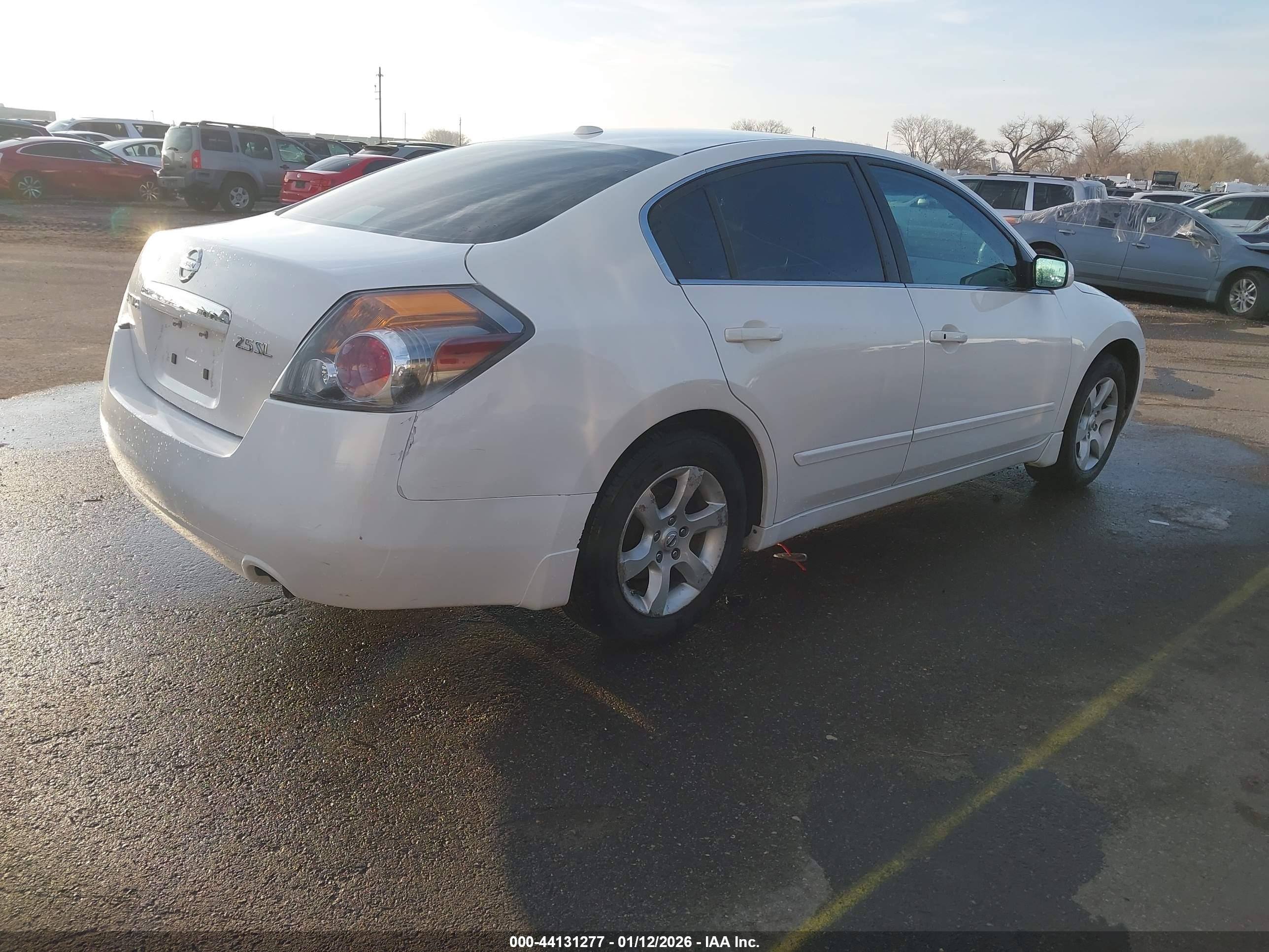 NISSAN ALTIMA image 4