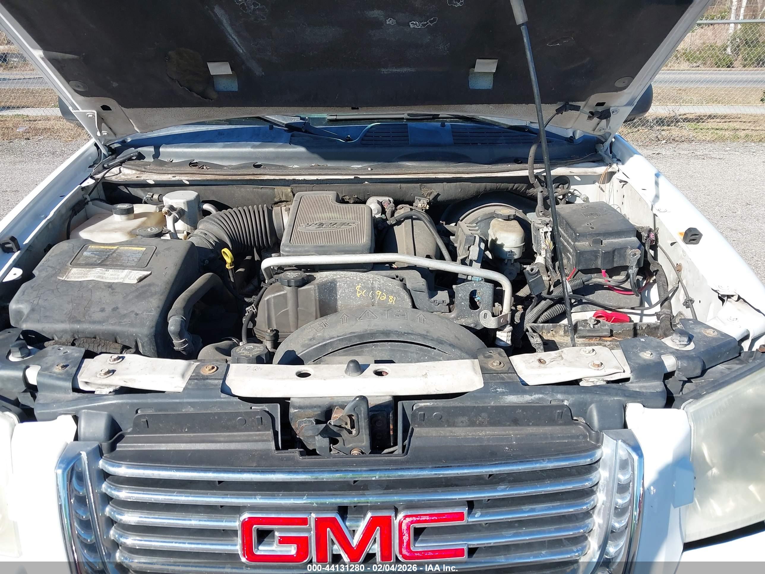 GMC ENVOY image 10