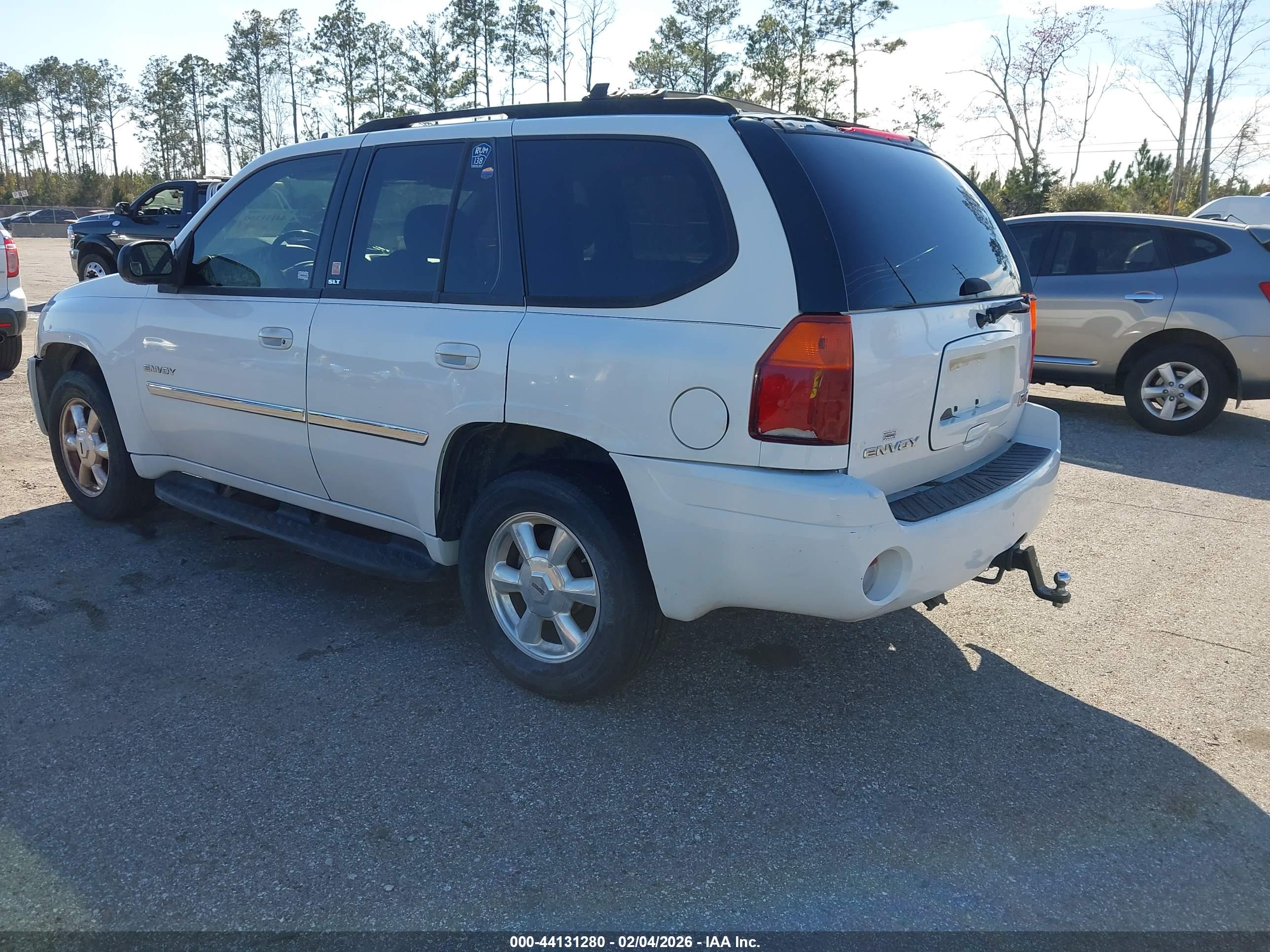 GMC ENVOY image 3