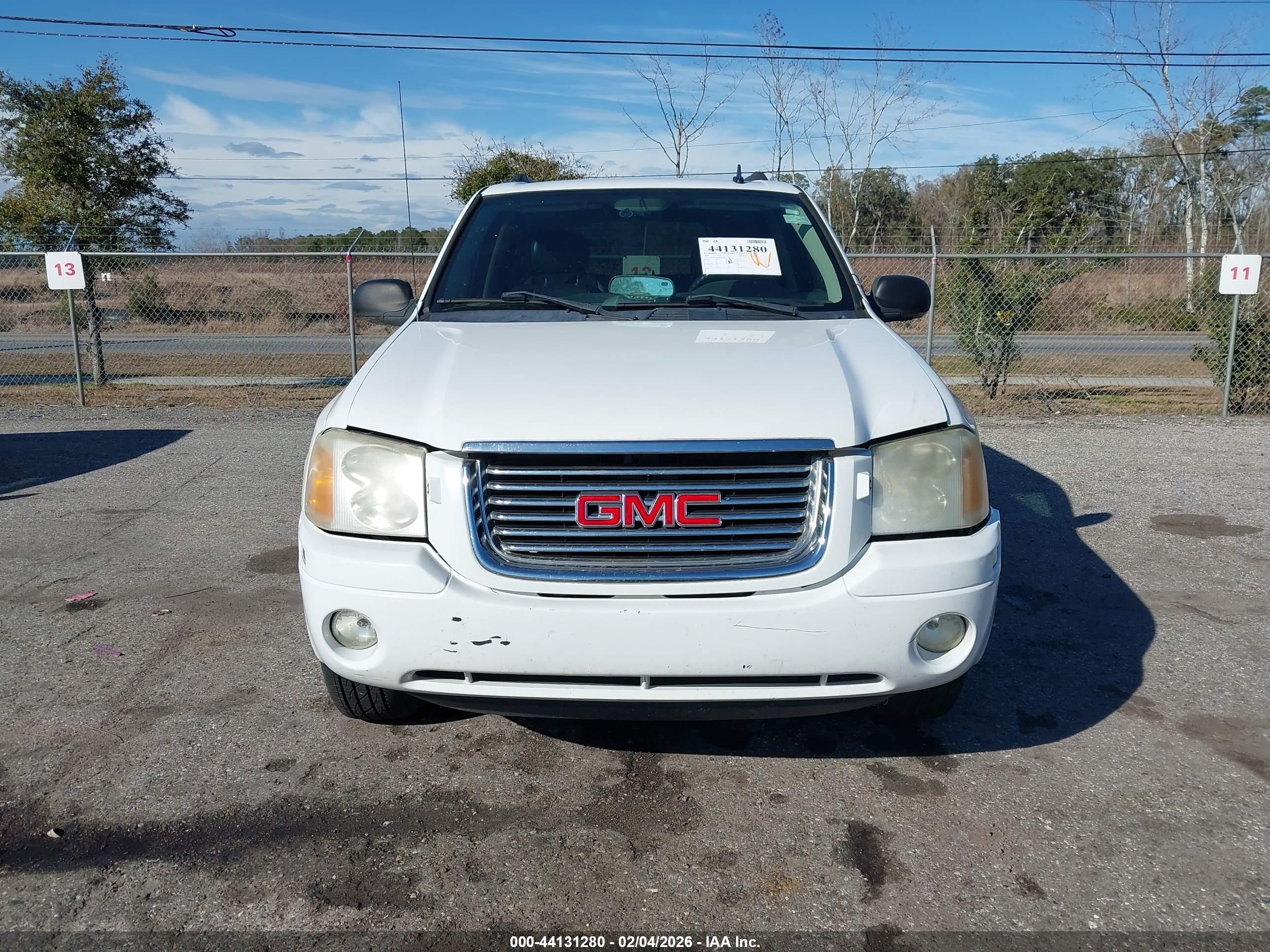 GMC ENVOY image 6