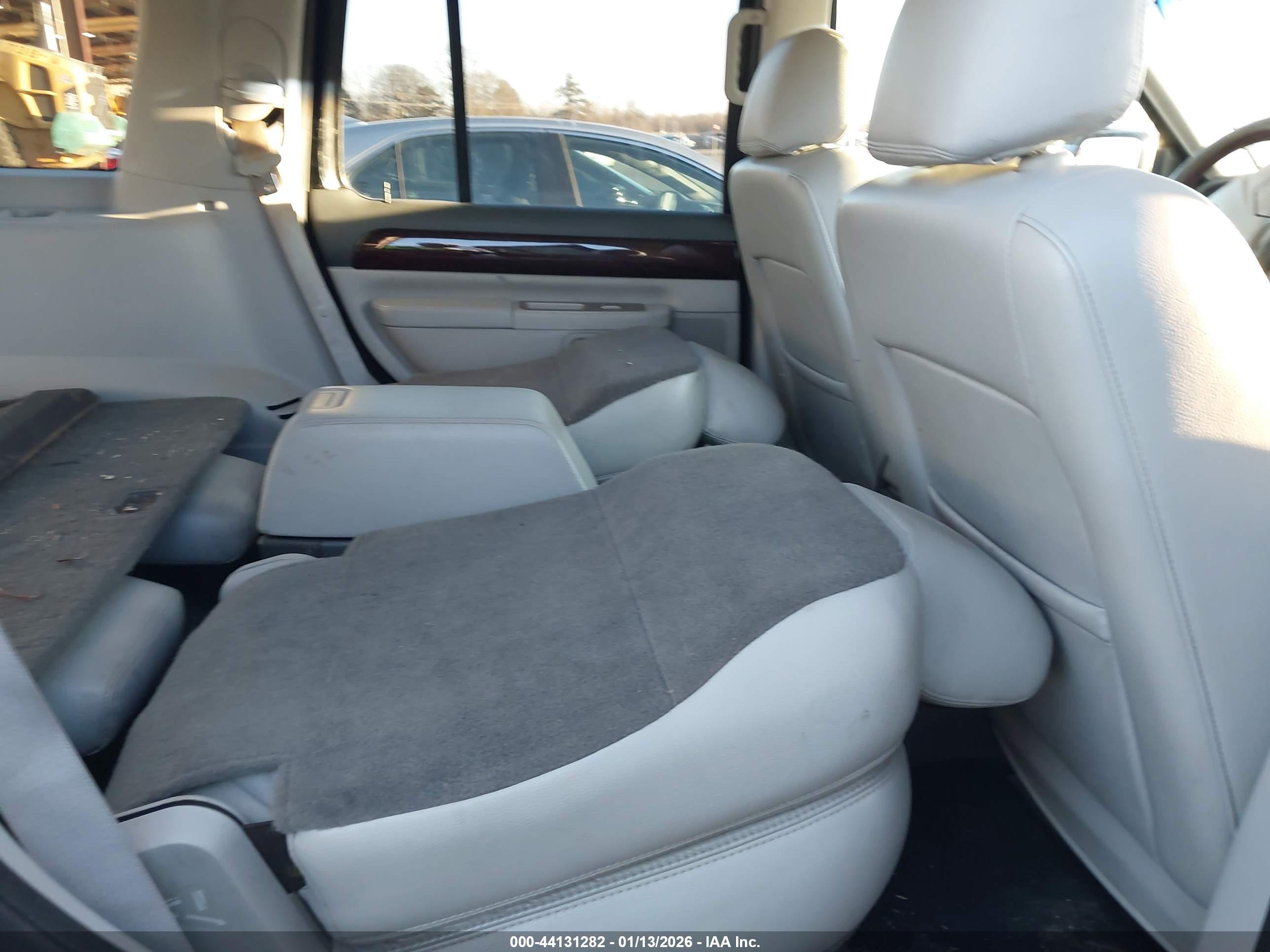 LINCOLN AVIATOR image 8