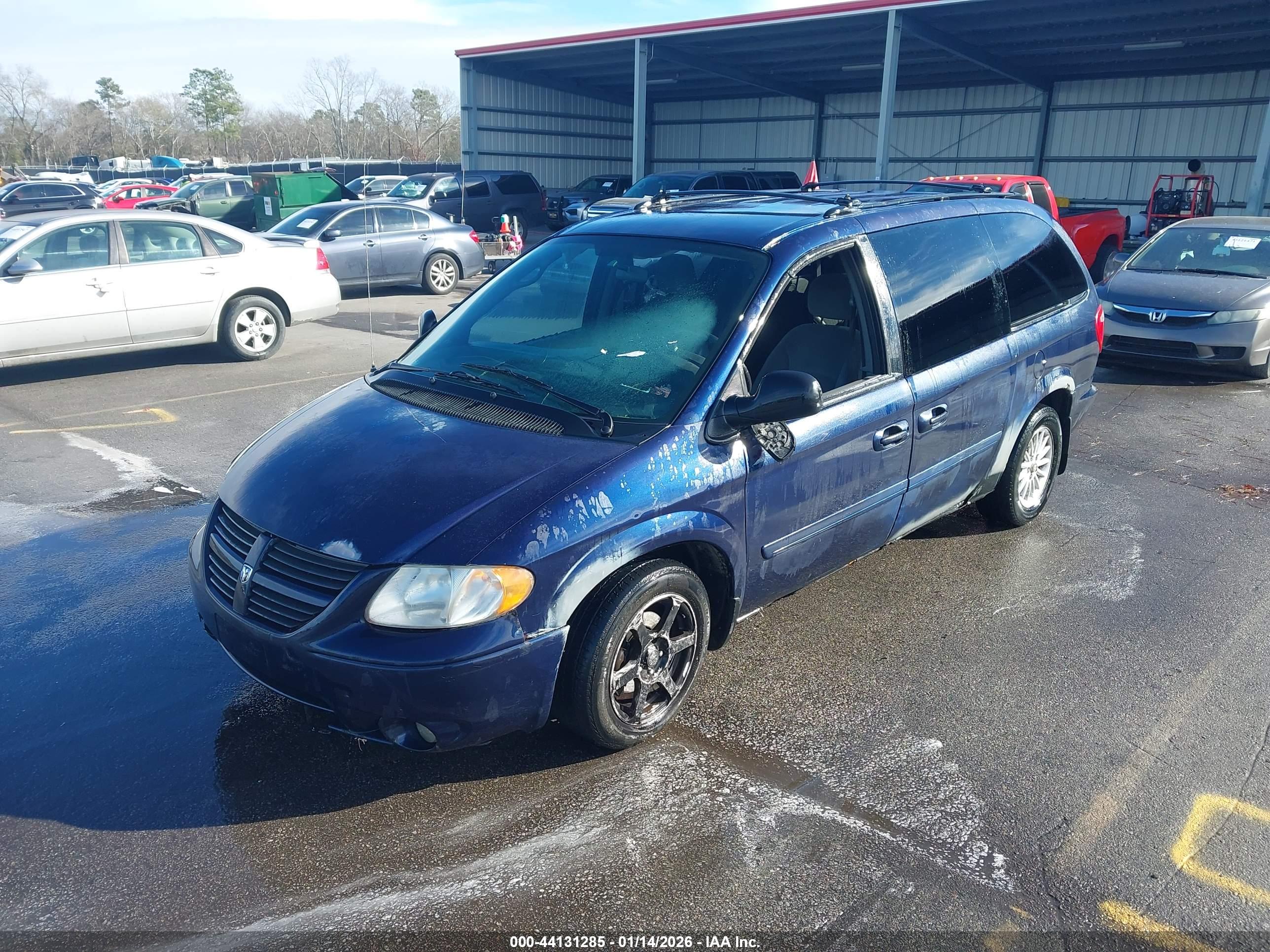 DODGE GRAND image 2