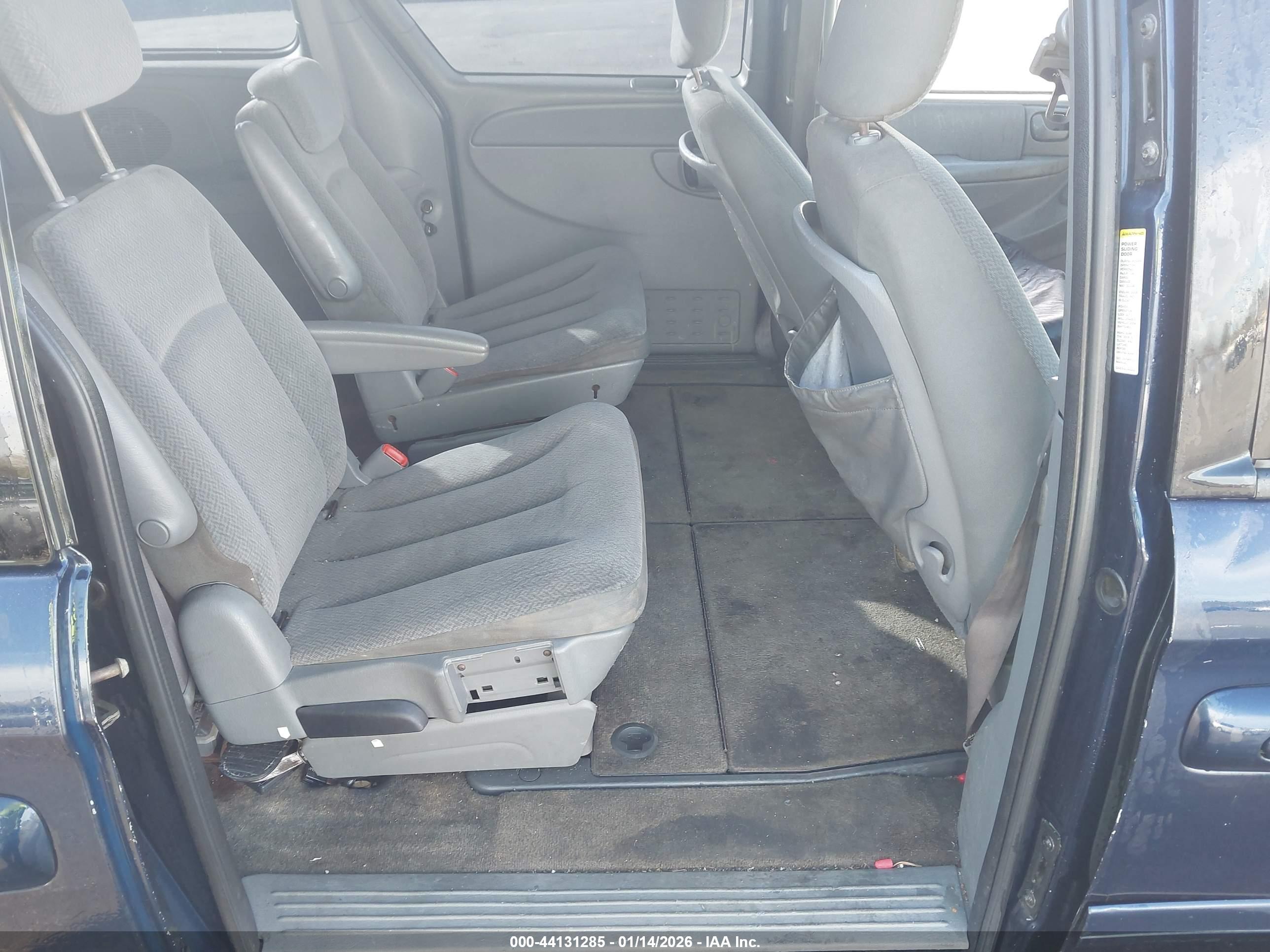 DODGE GRAND image 8