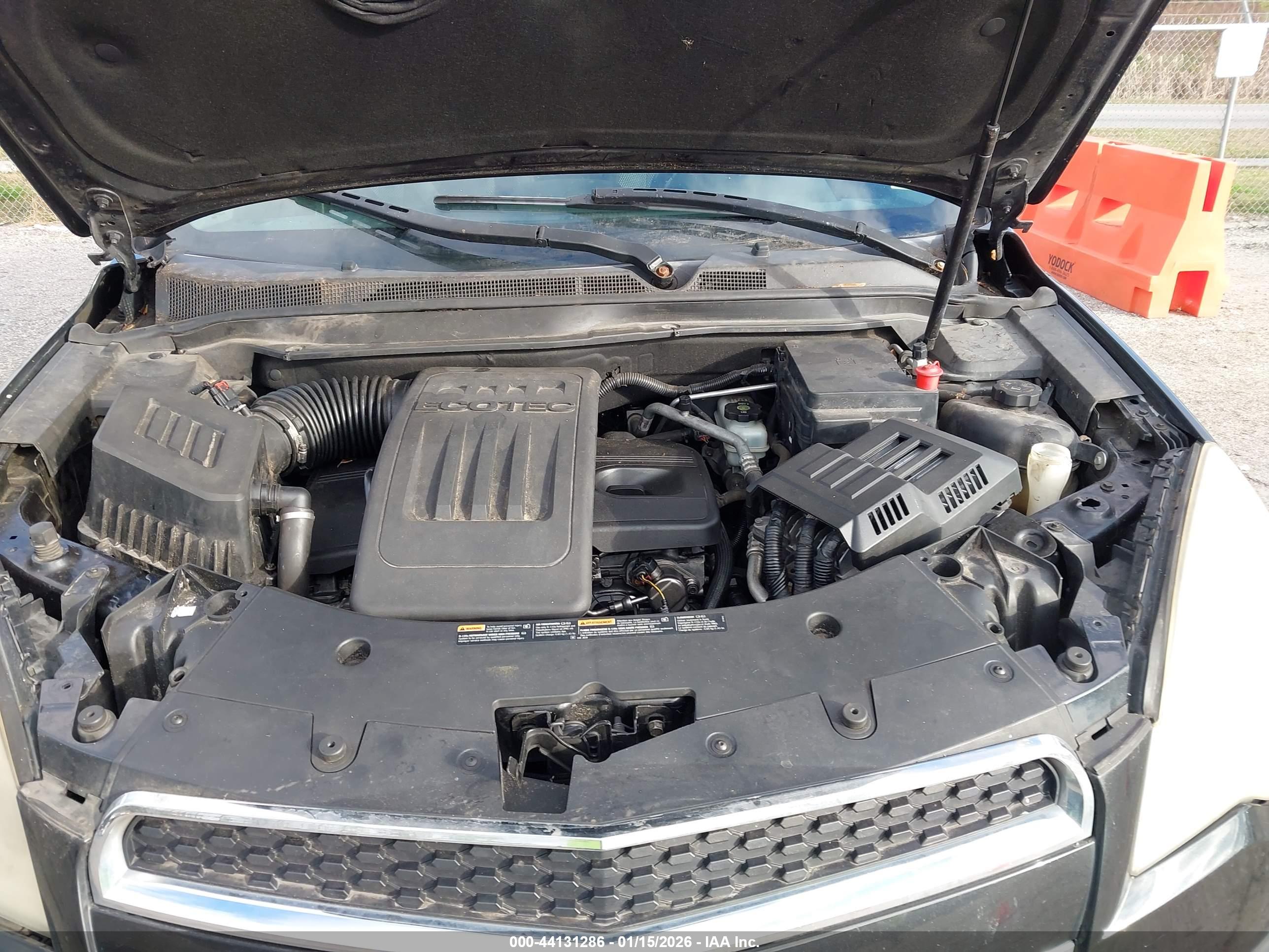 CHEVROLET EQUINOX image 10
