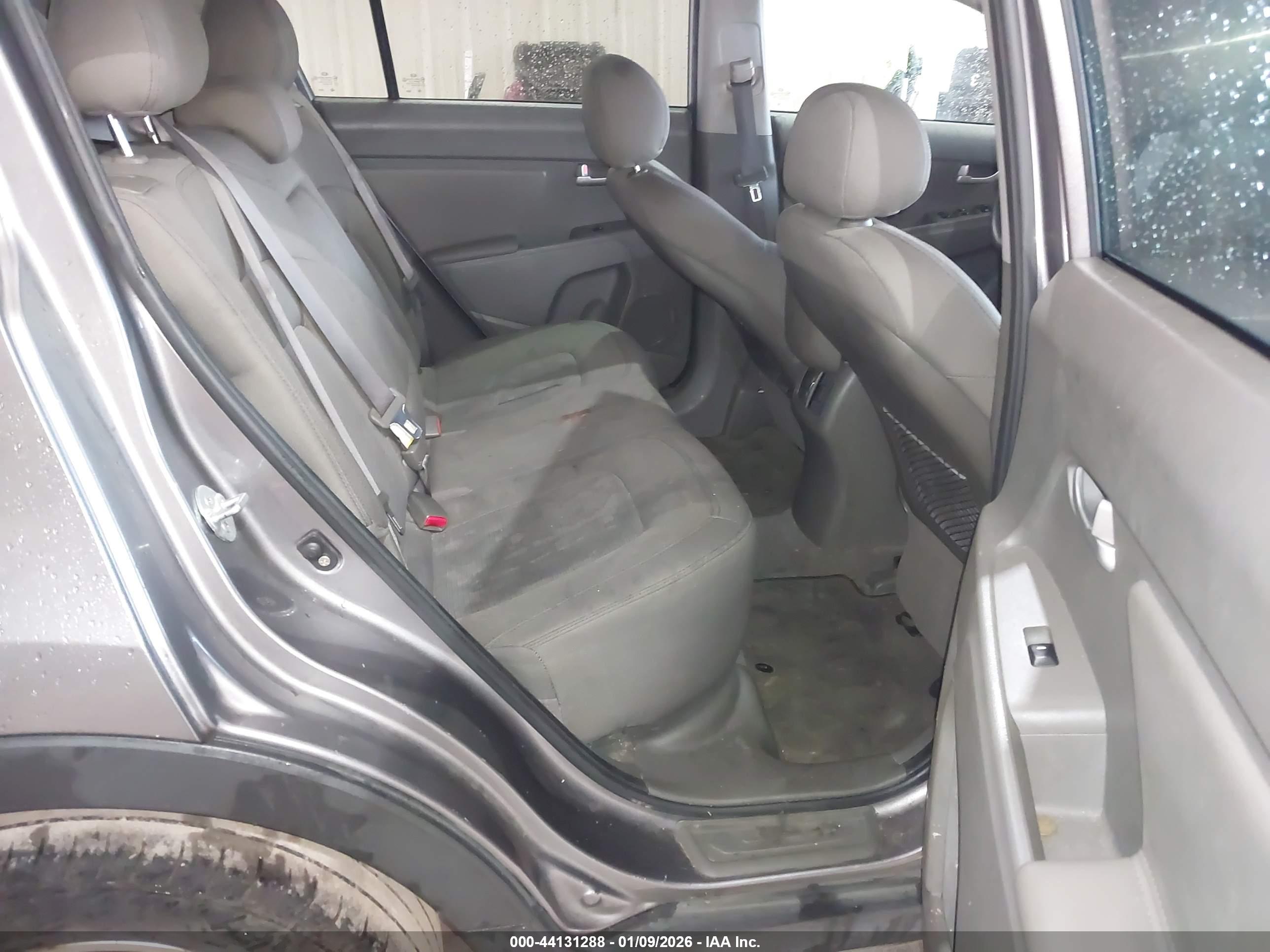 KIA SPORTAGE image 8
