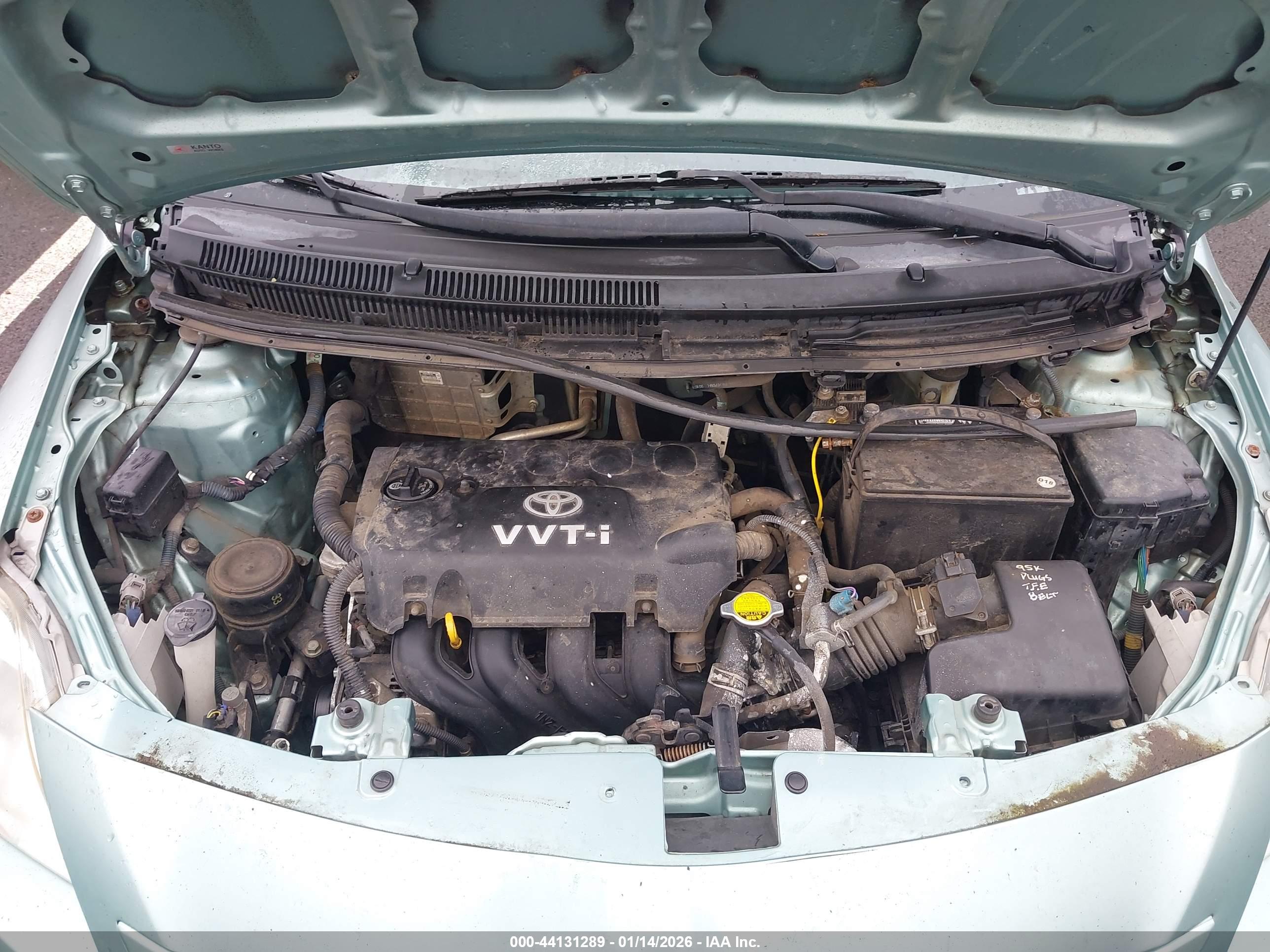 TOYOTA YARIS image 10