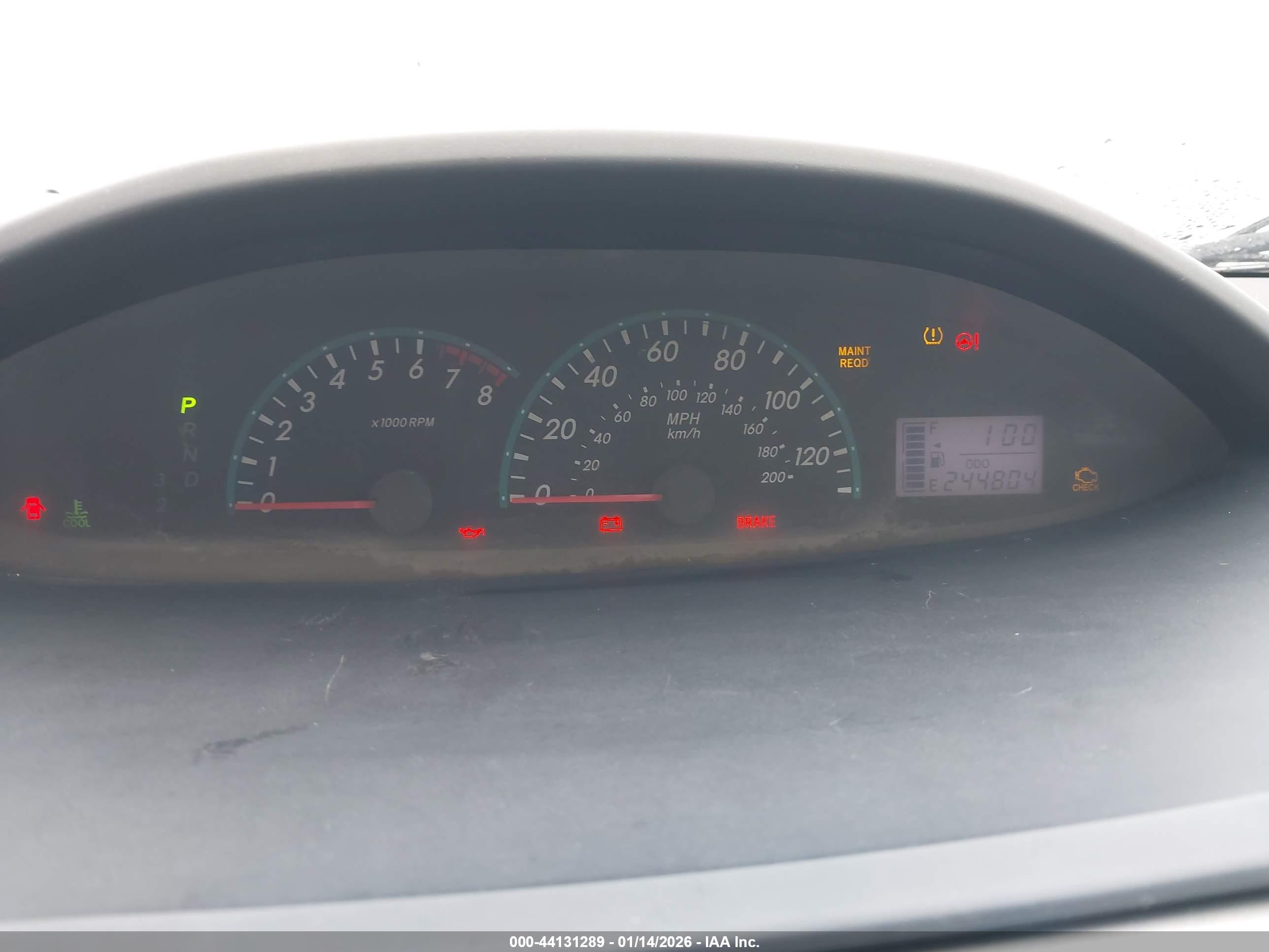 TOYOTA YARIS image 7