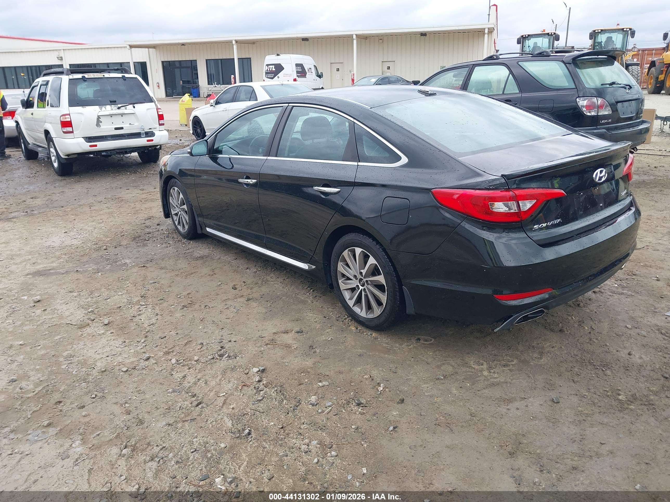 HYUNDAI SONATA image 3