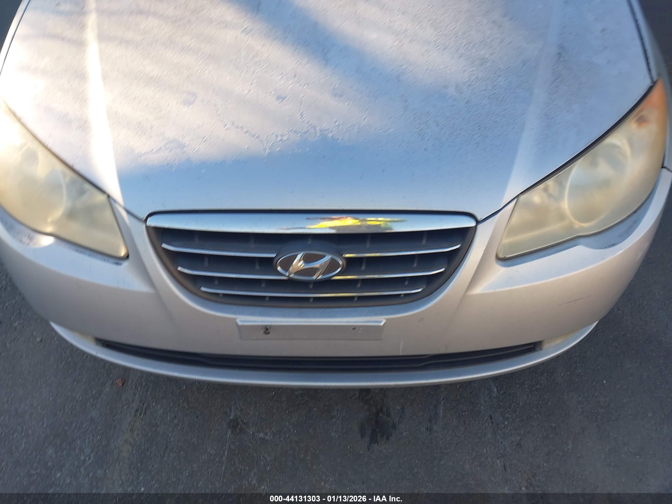 HYUNDAI ELANTRA image 6