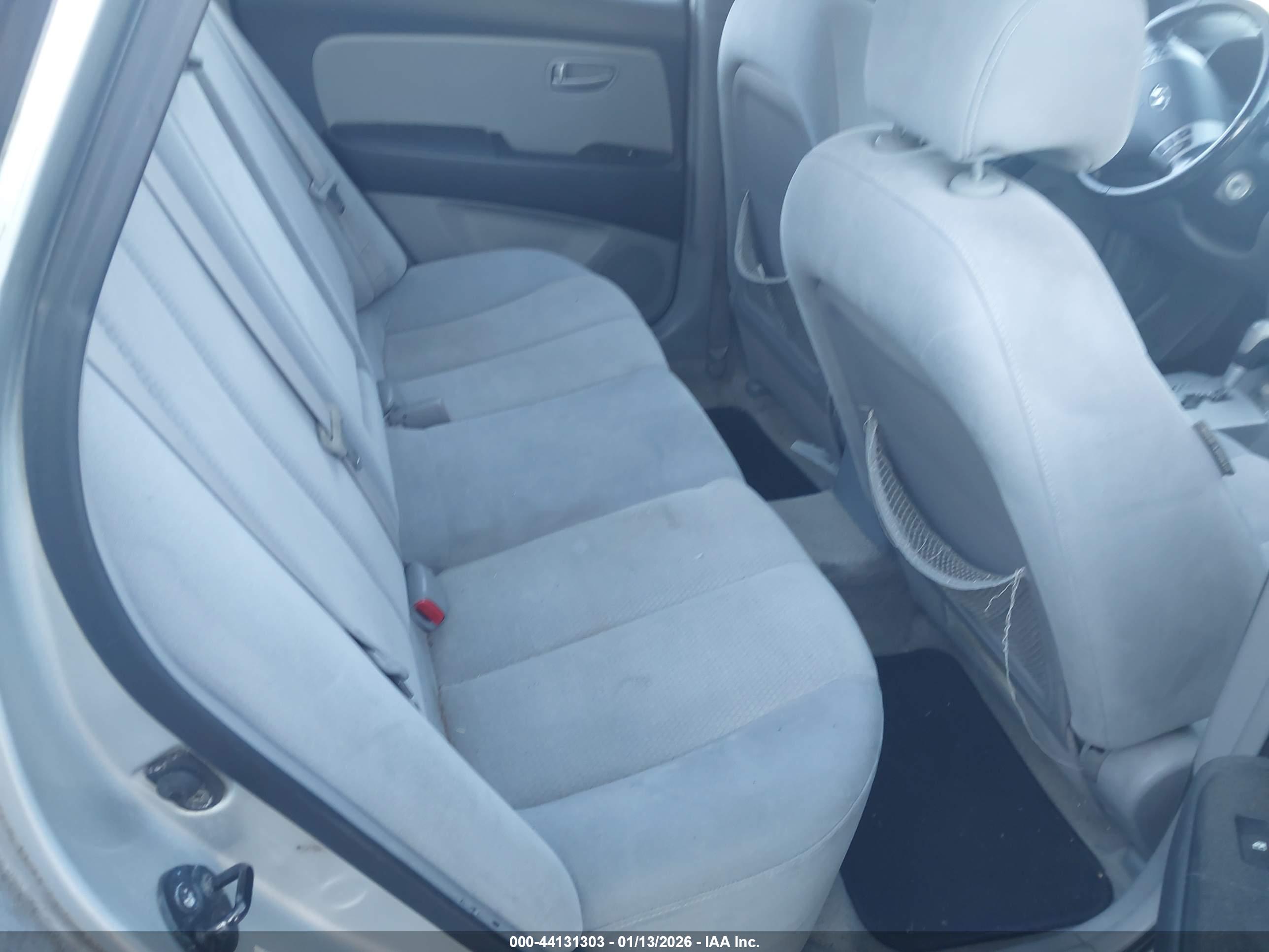 HYUNDAI ELANTRA image 8