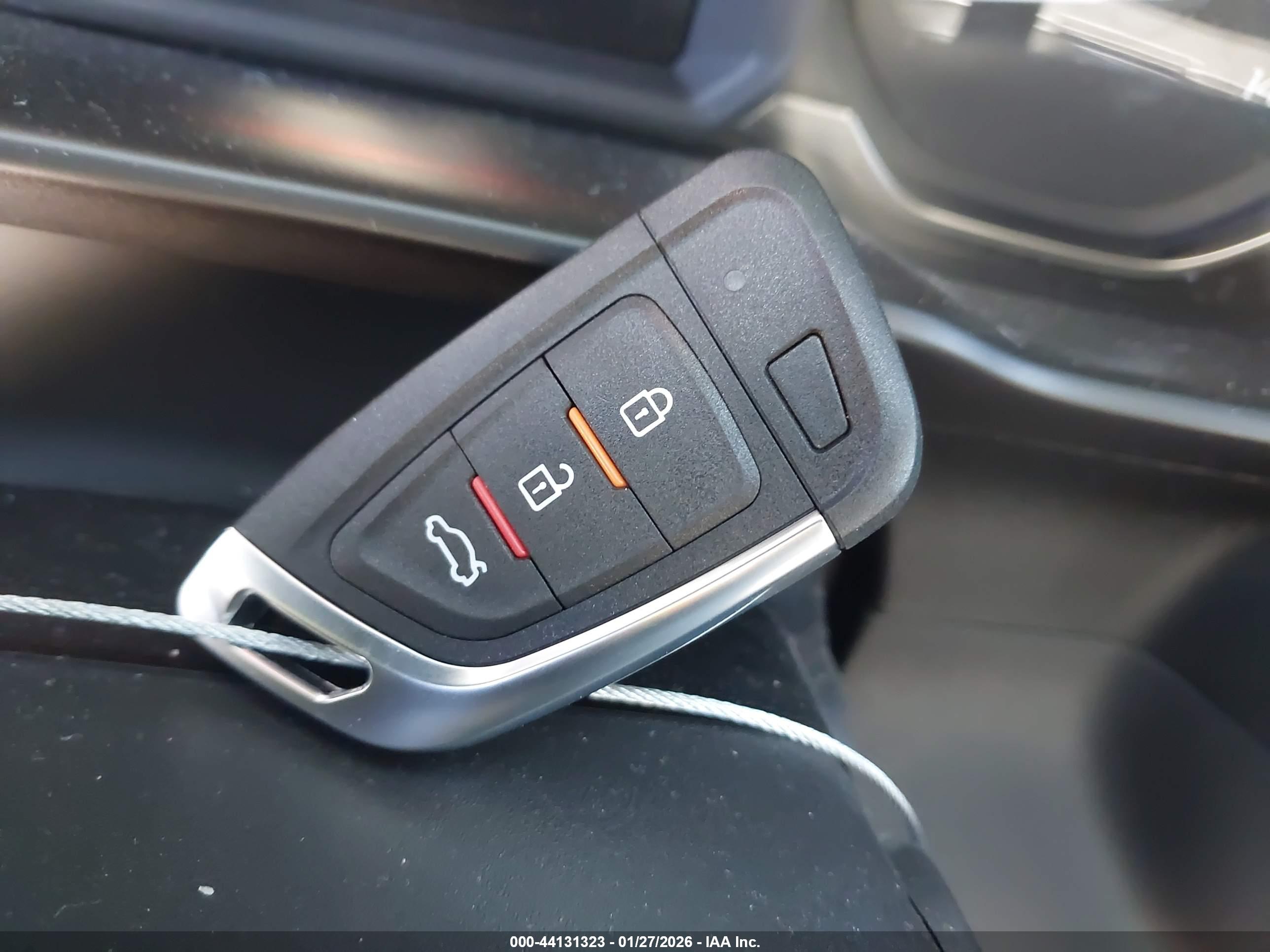 GMC SIERRA image 11