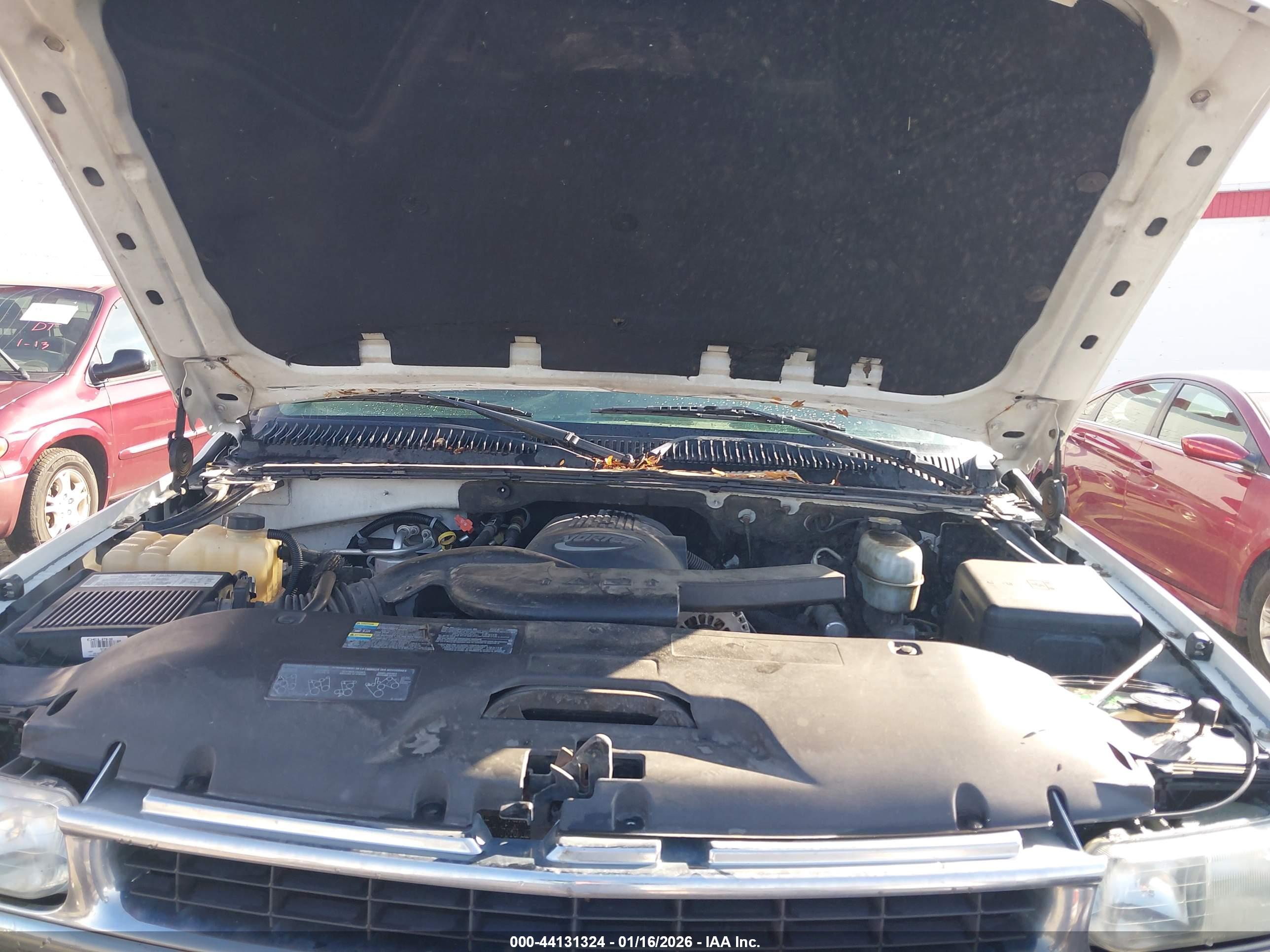 CHEVROLET TAHOE image 10