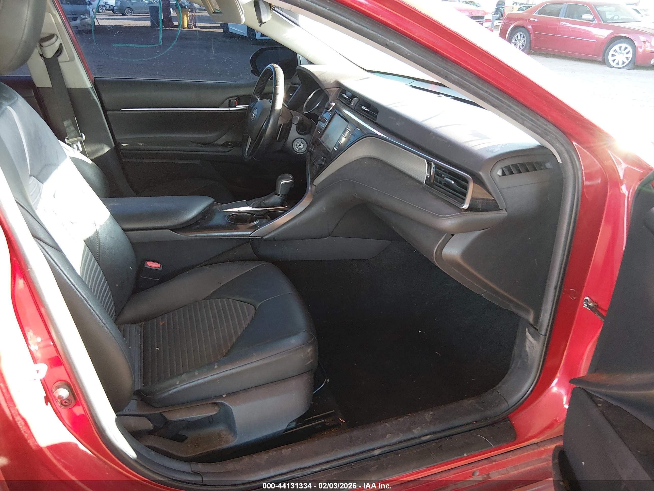 TOYOTA CAMRY image 5