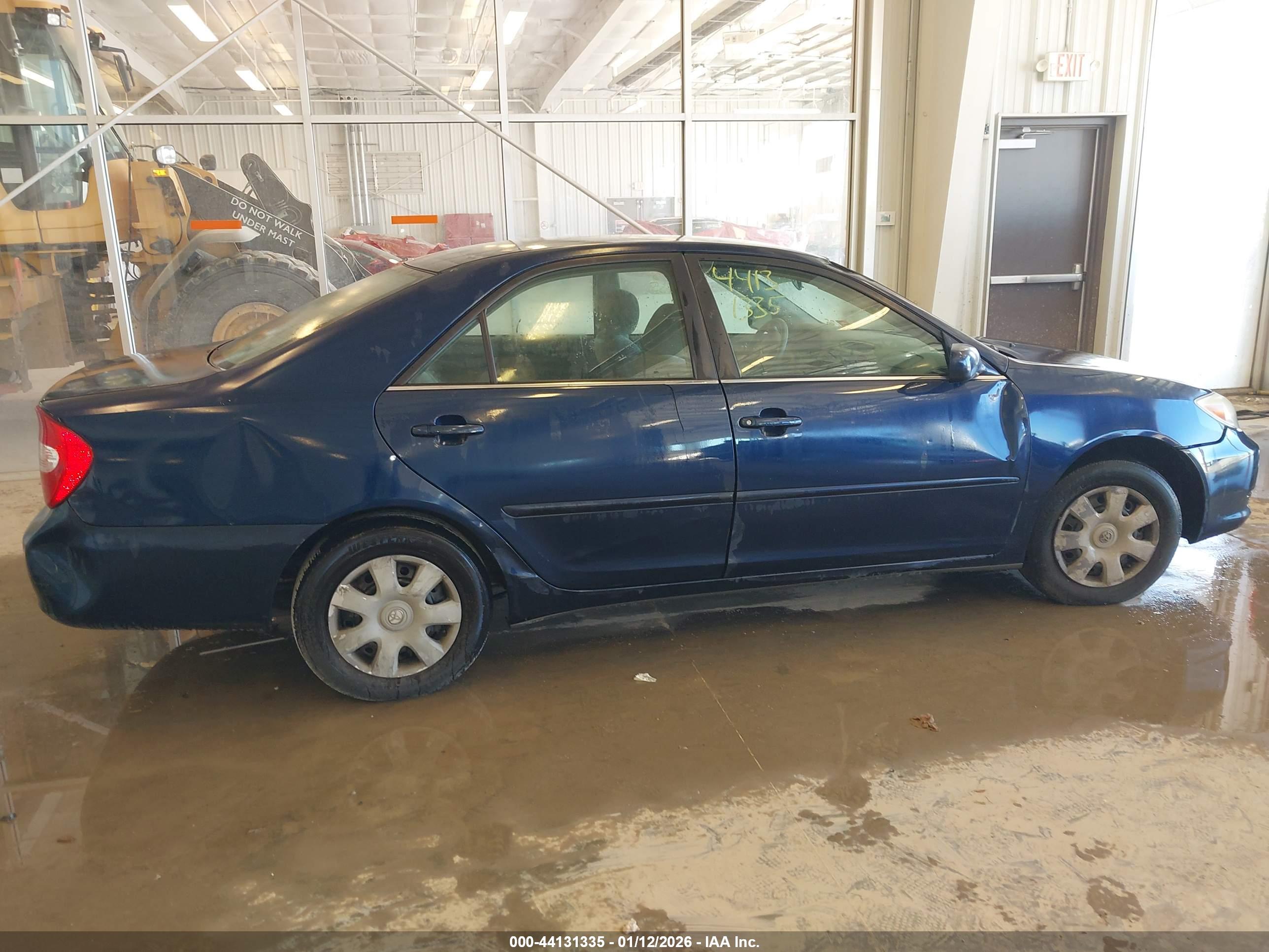 TOYOTA CAMRY image 6