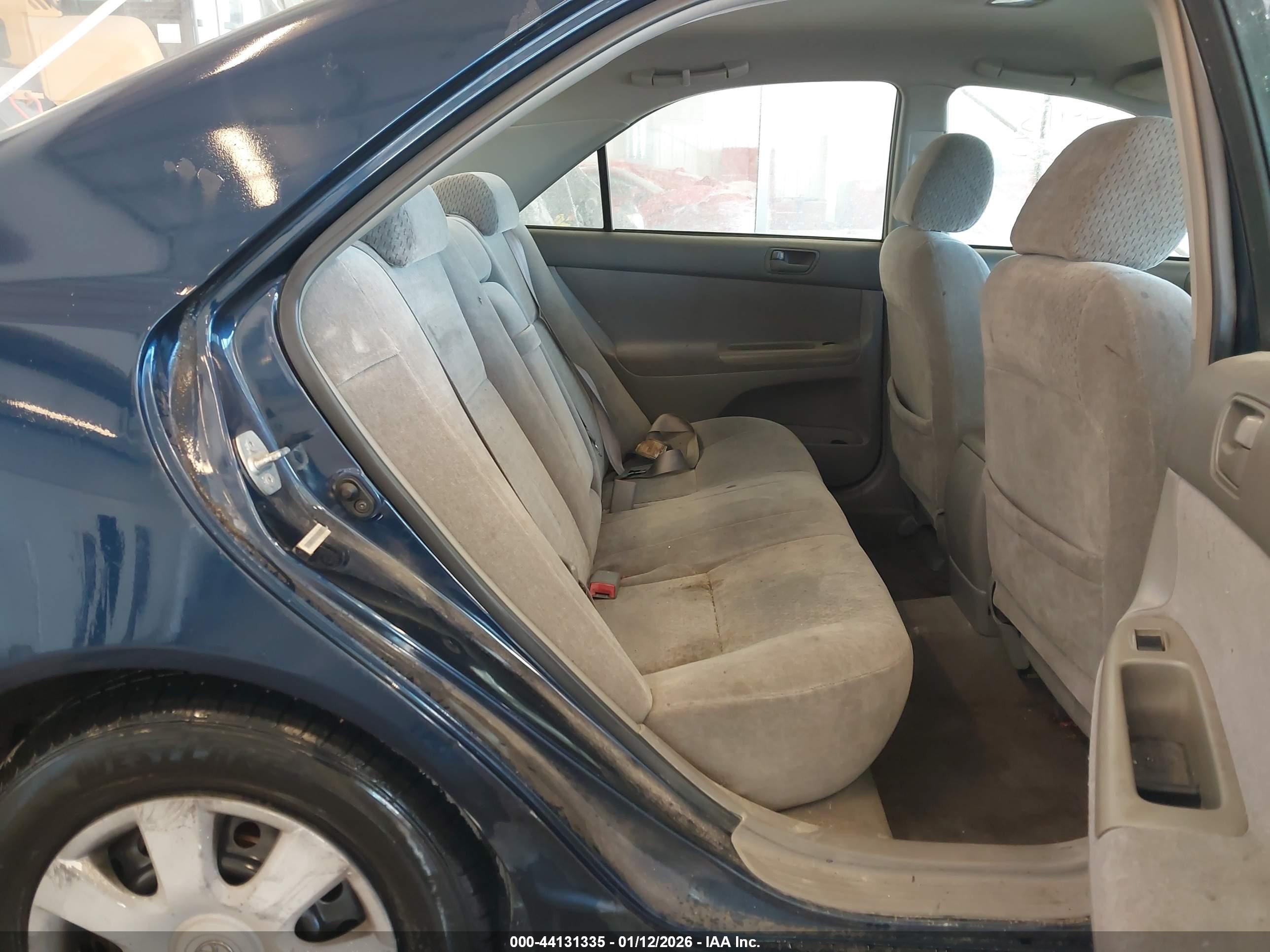 TOYOTA CAMRY image 8
