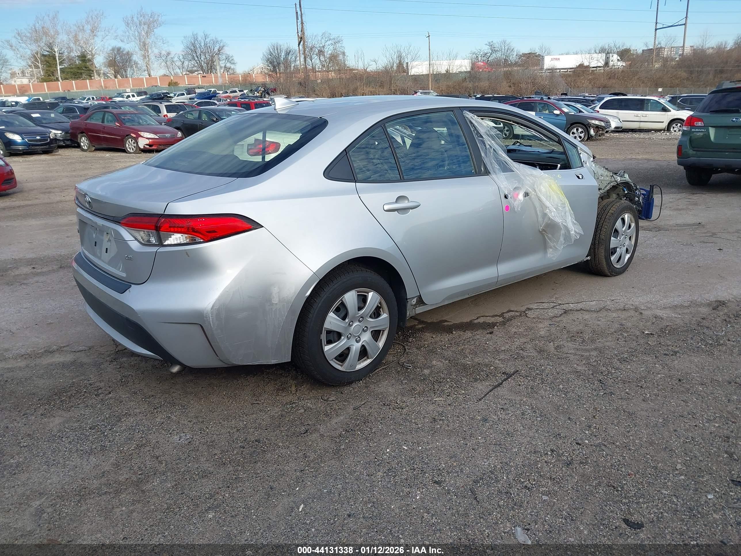 TOYOTA COROLLA image 4