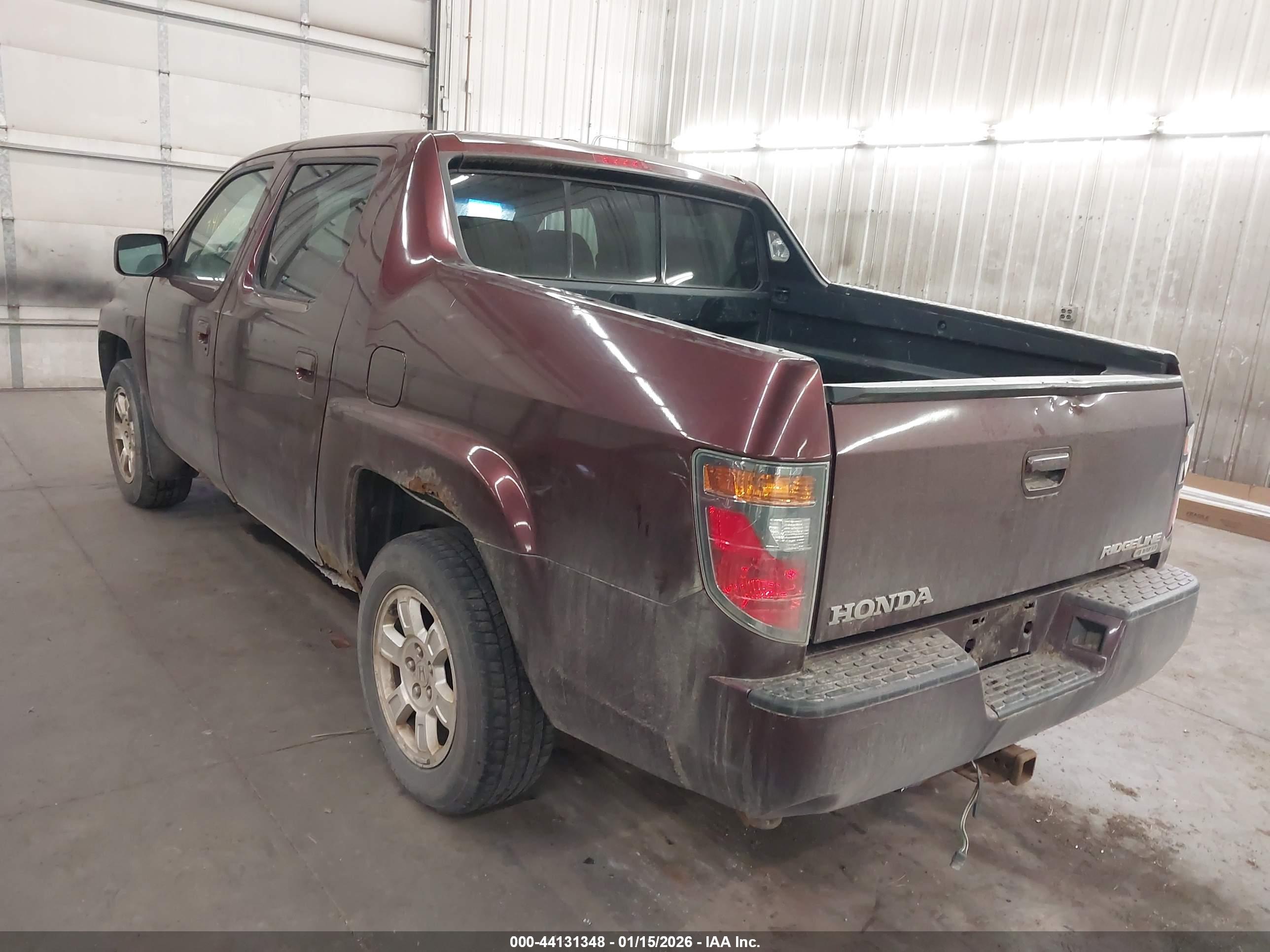 HONDA RIDGELINE image 3