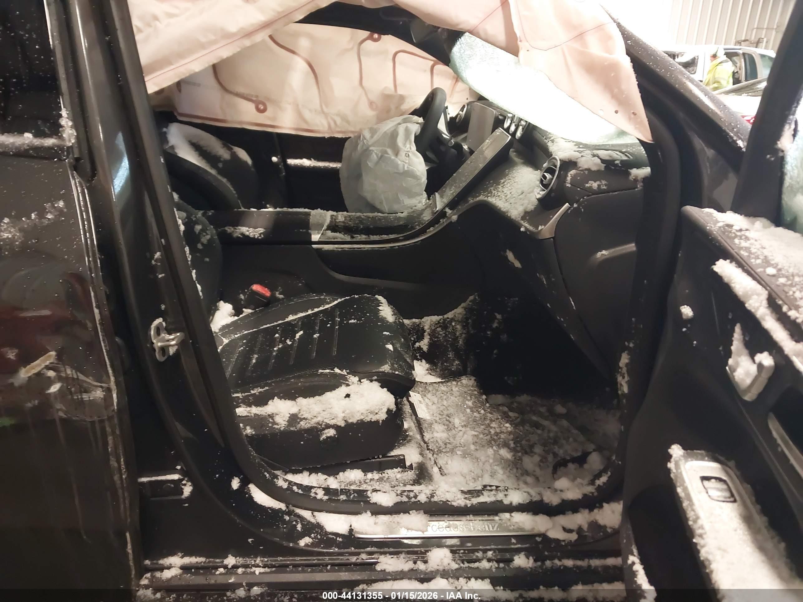 MERCEDES-BENZ GLC image 5