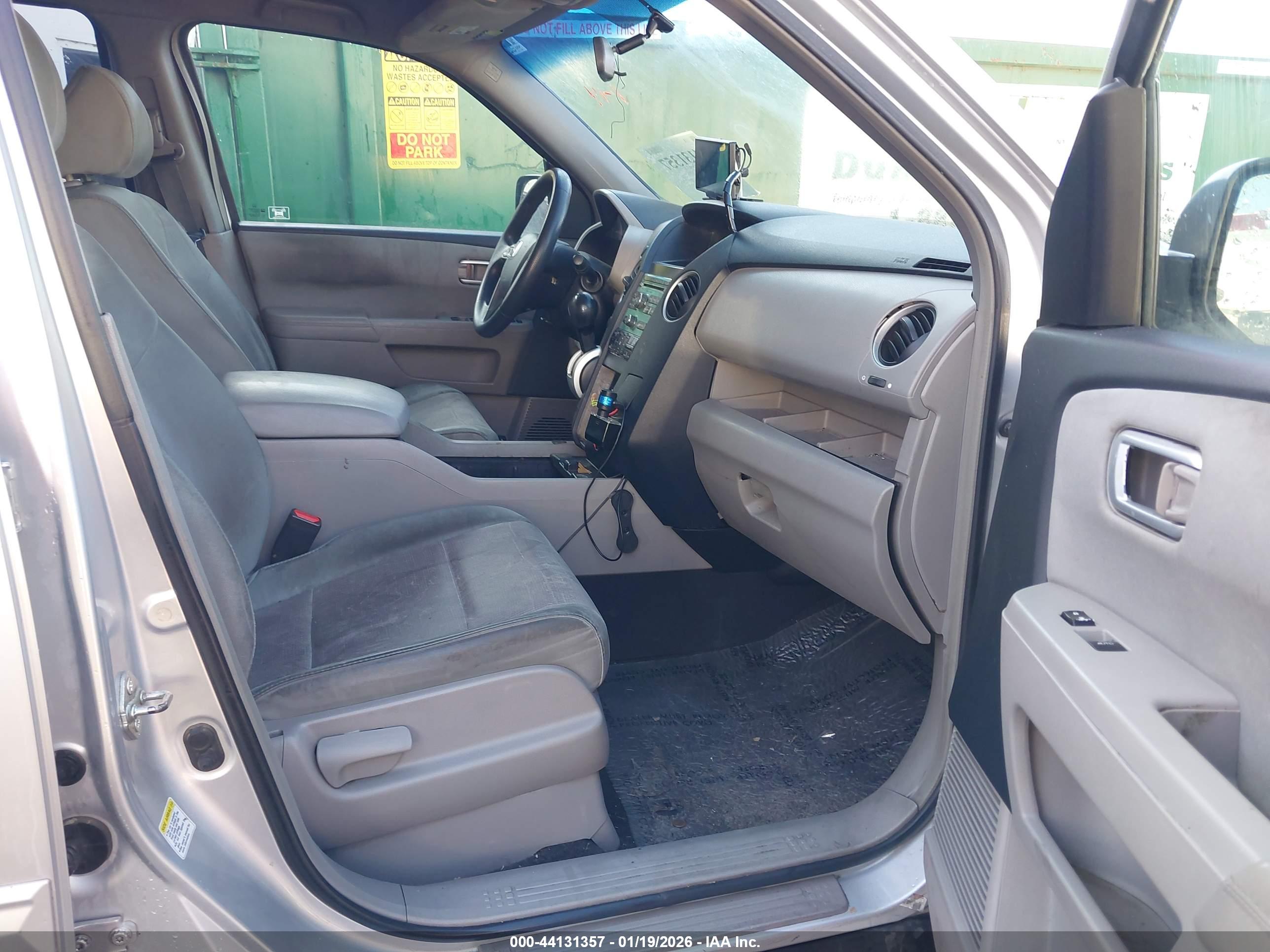 HONDA PILOT image 5