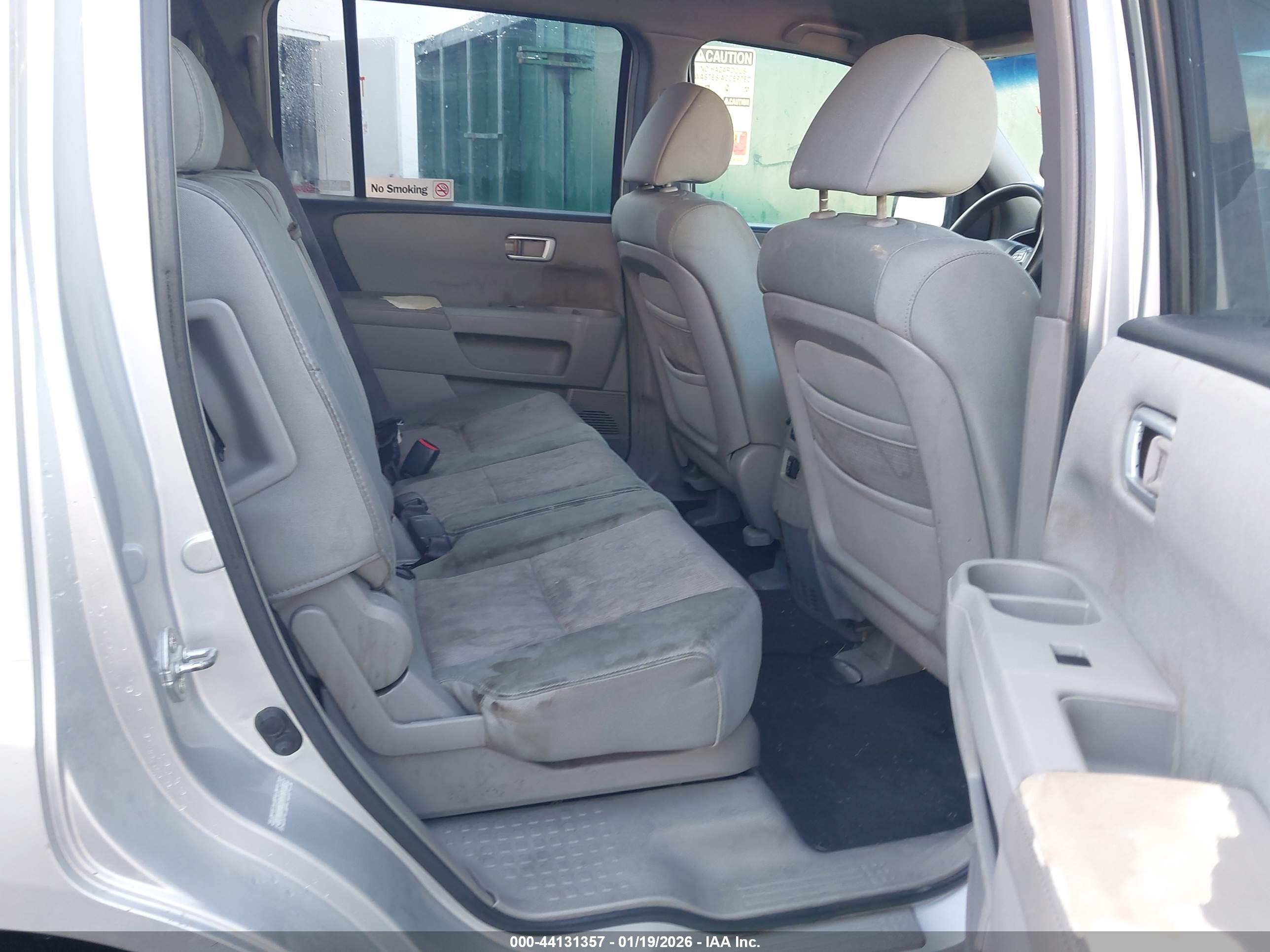HONDA PILOT image 8