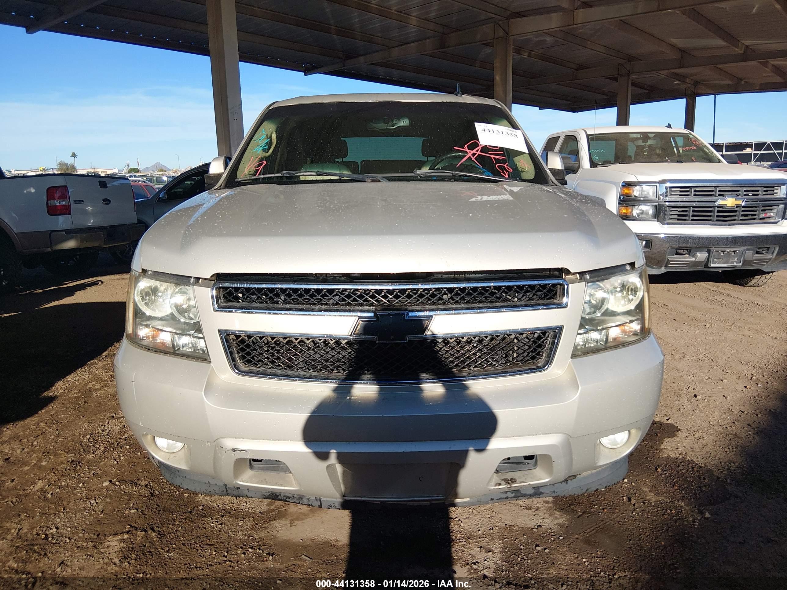 CHEVROLET TAHOE image 6
