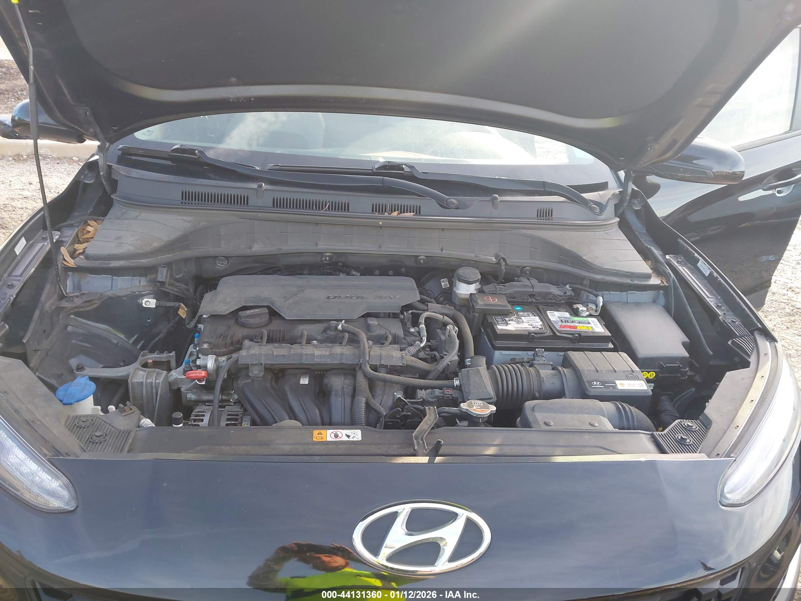 HYUNDAI KONA image 10