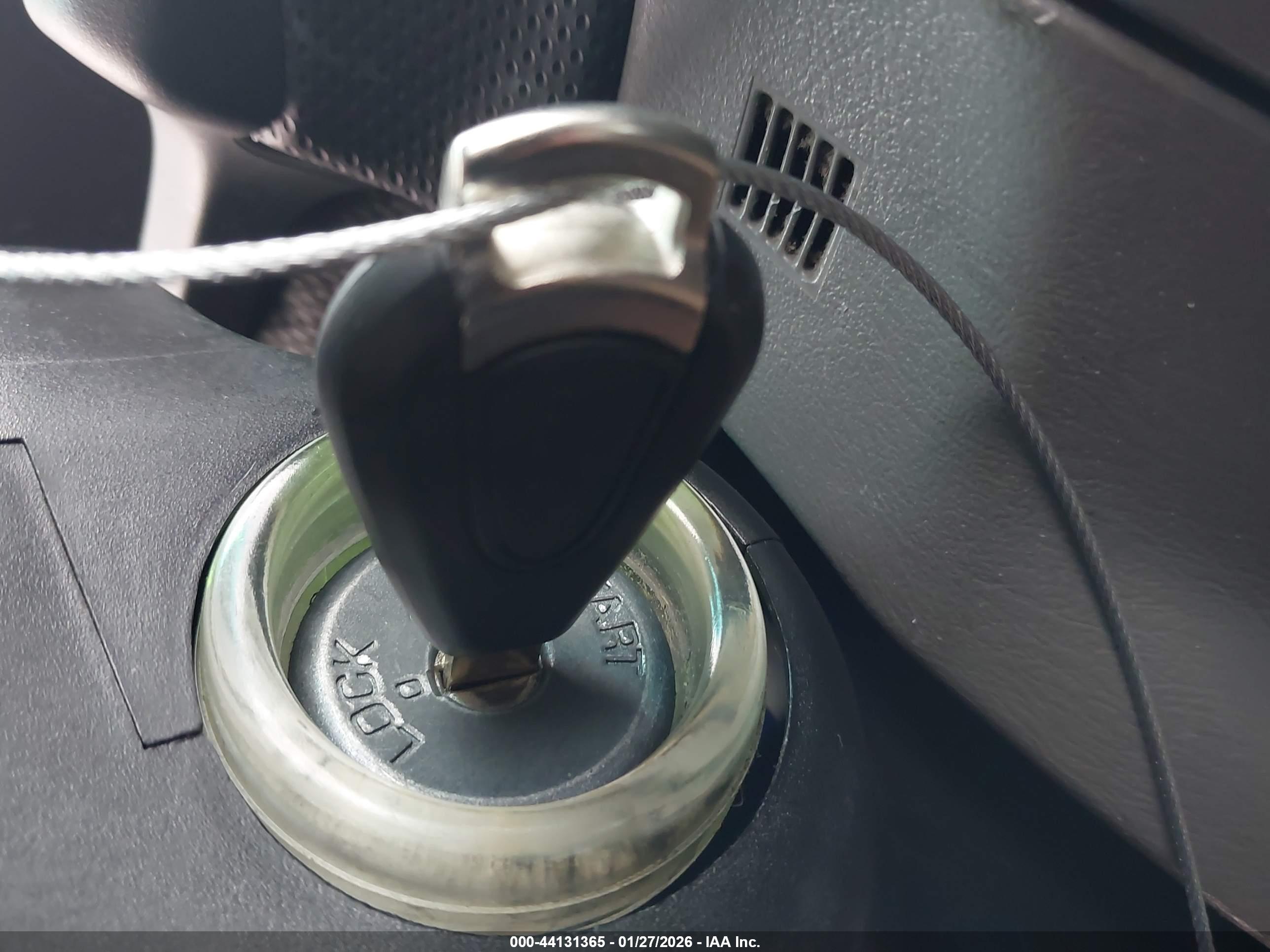 SUBARU FORESTER image 11