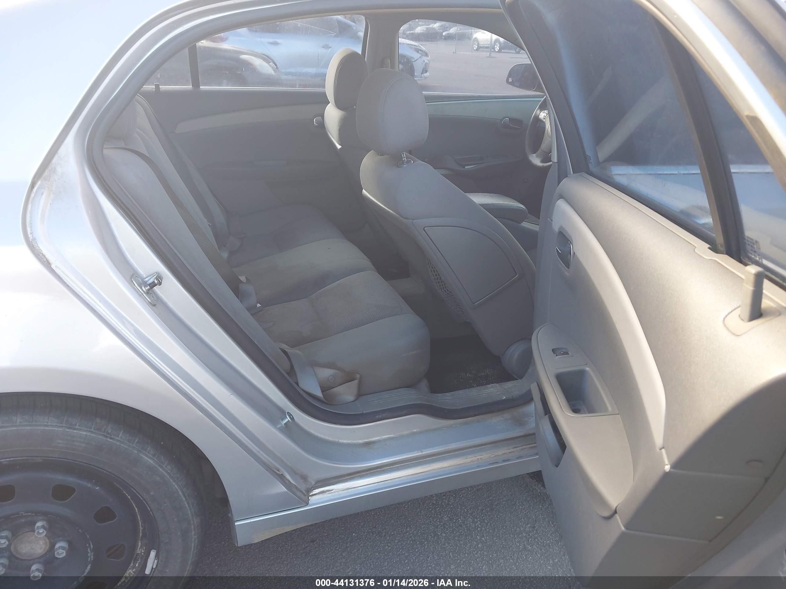 CHEVROLET MALIBU image 8