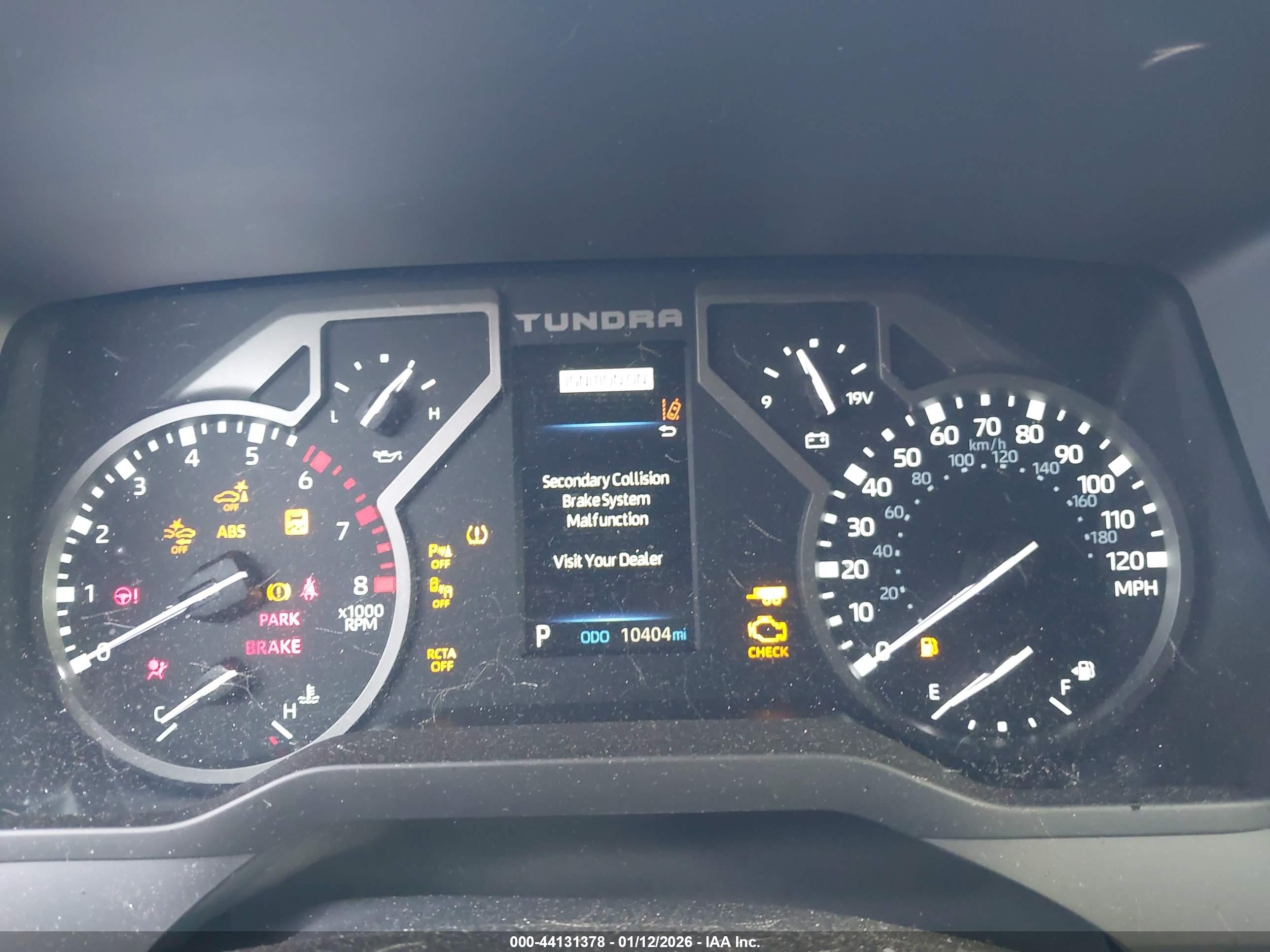 TOYOTA TUNDRA image 7