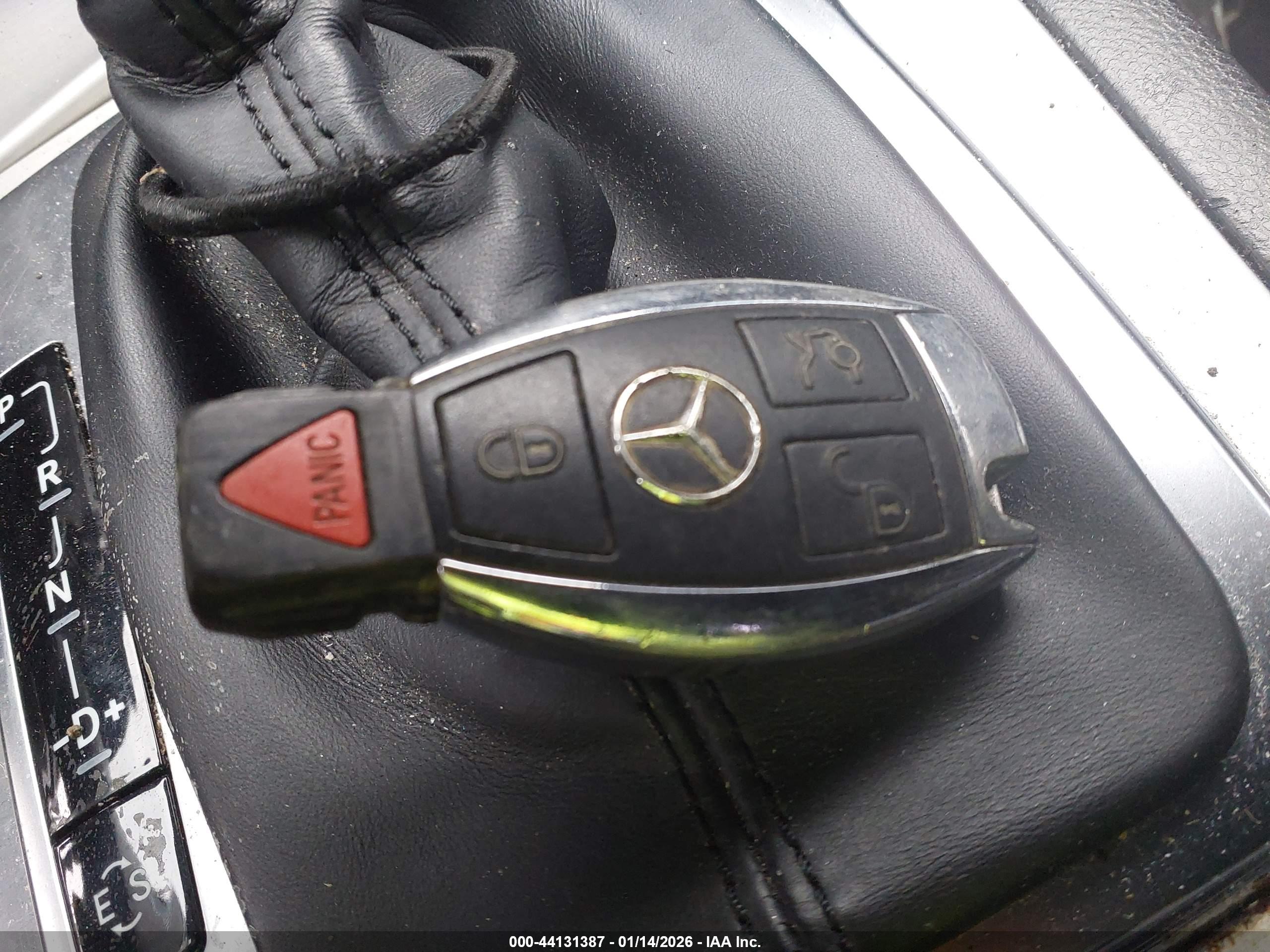 MERCEDES-BENZ C image 11