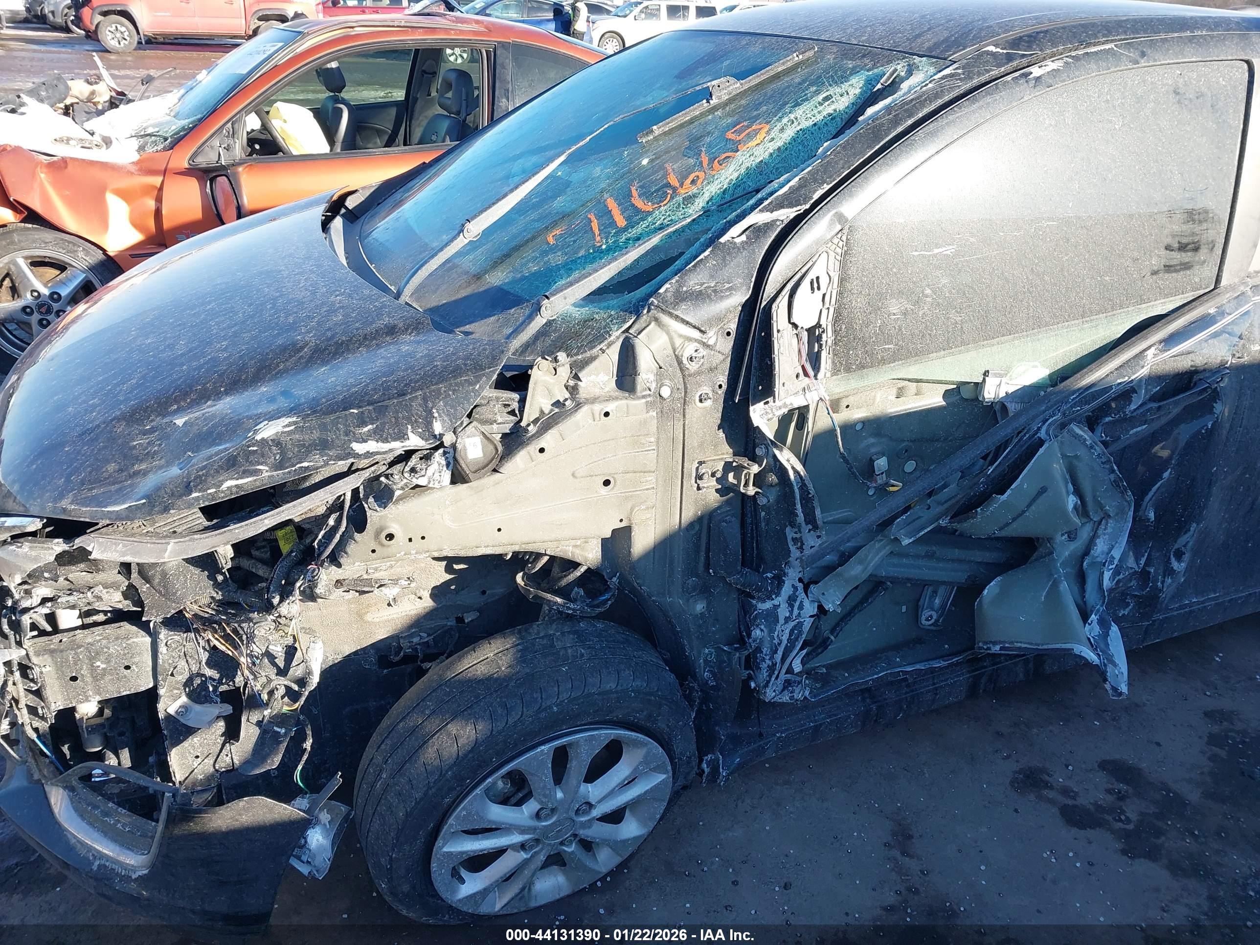 CHEVROLET SPARK image 6