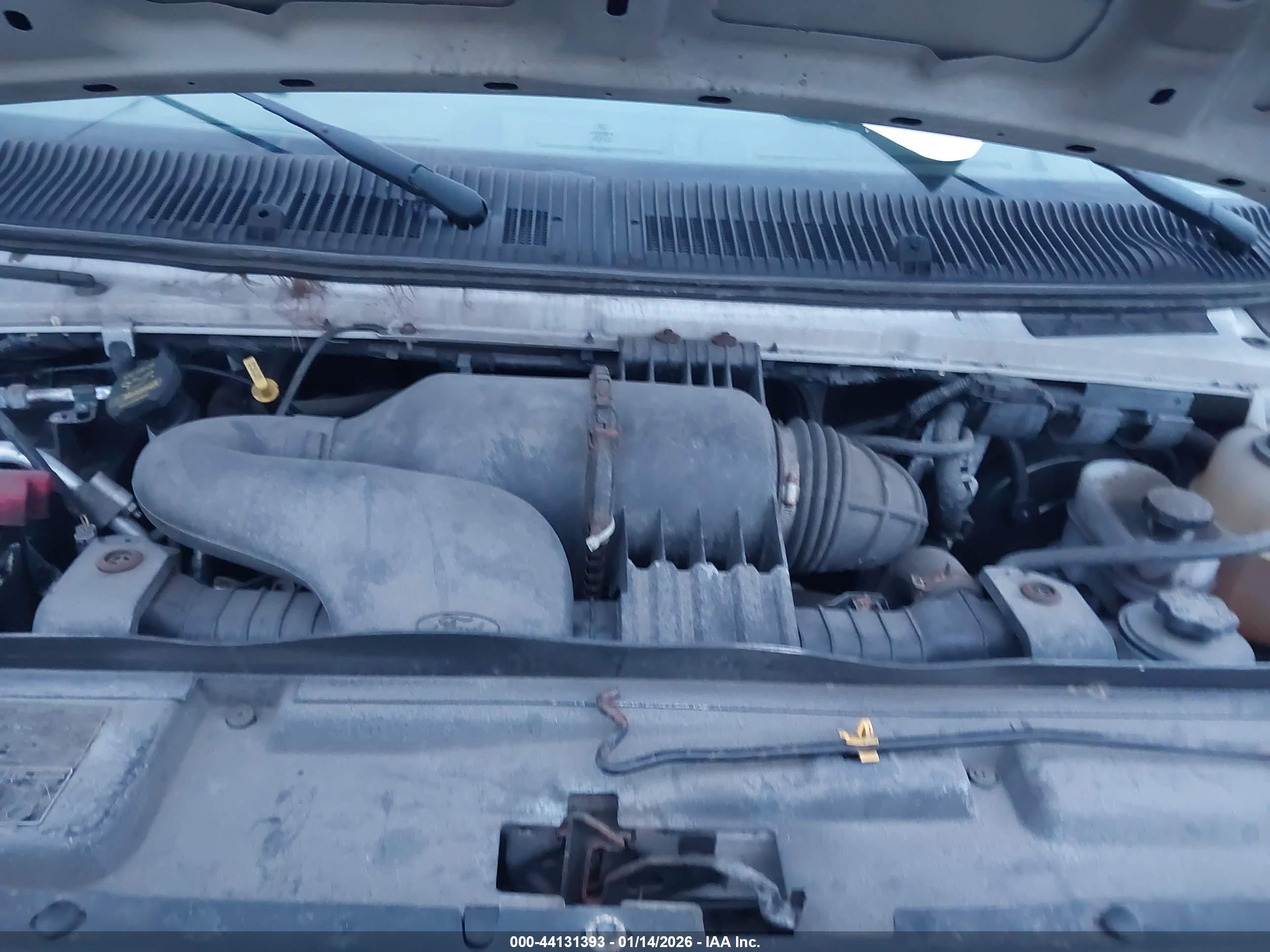 FORD E-250 image 10