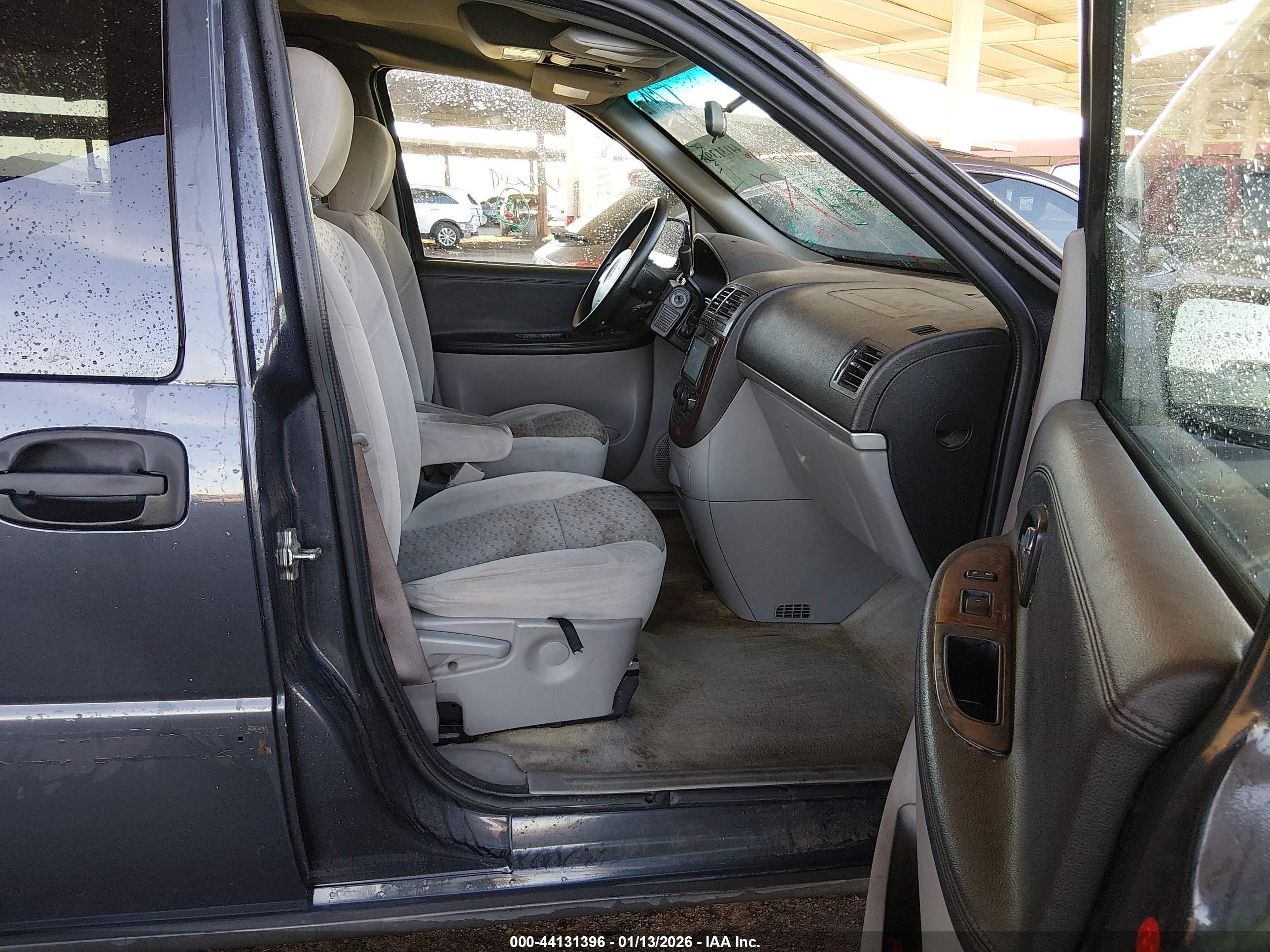 CHEVROLET UPLANDER image 5