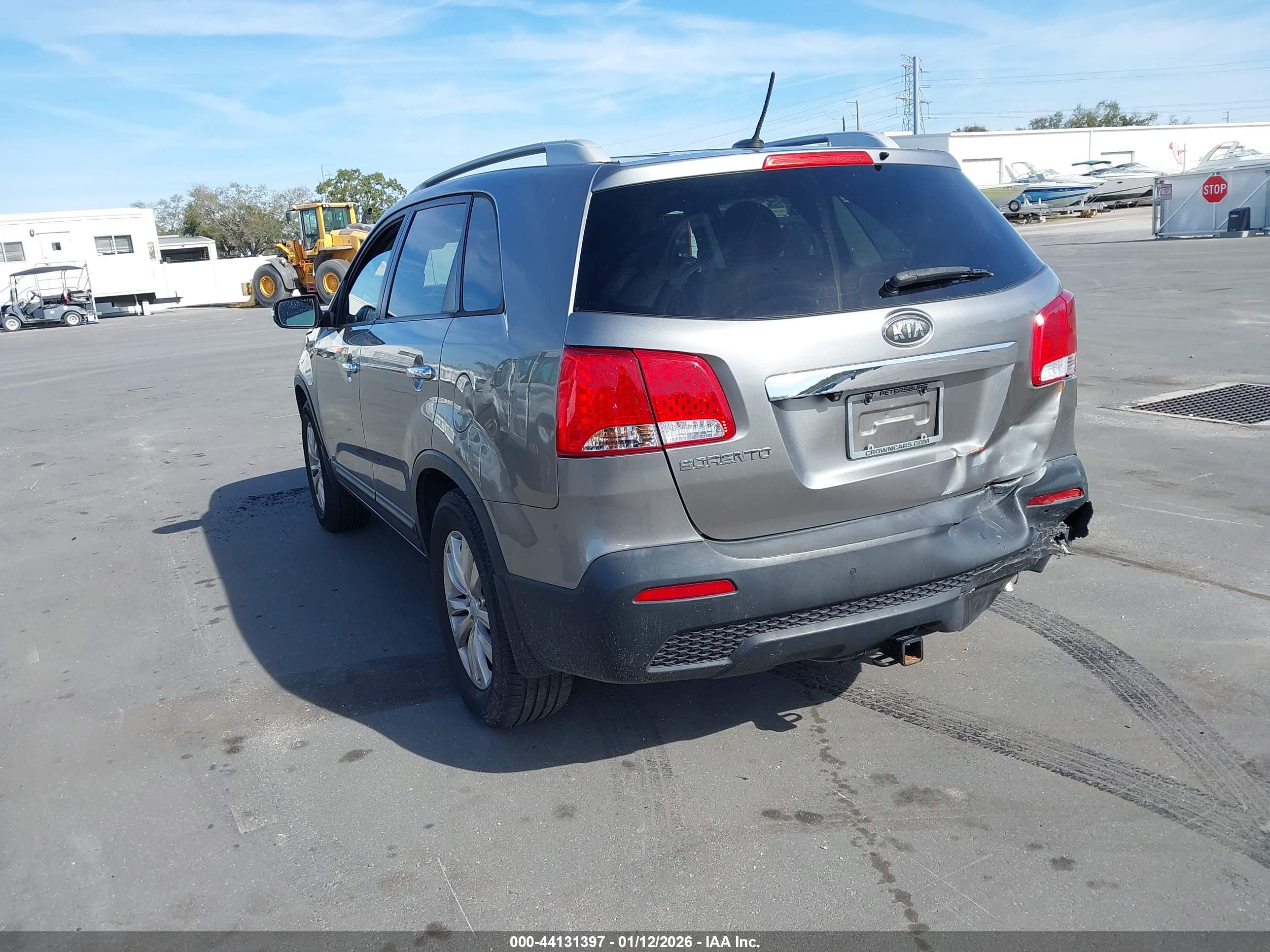 KIA SORENTO image 3