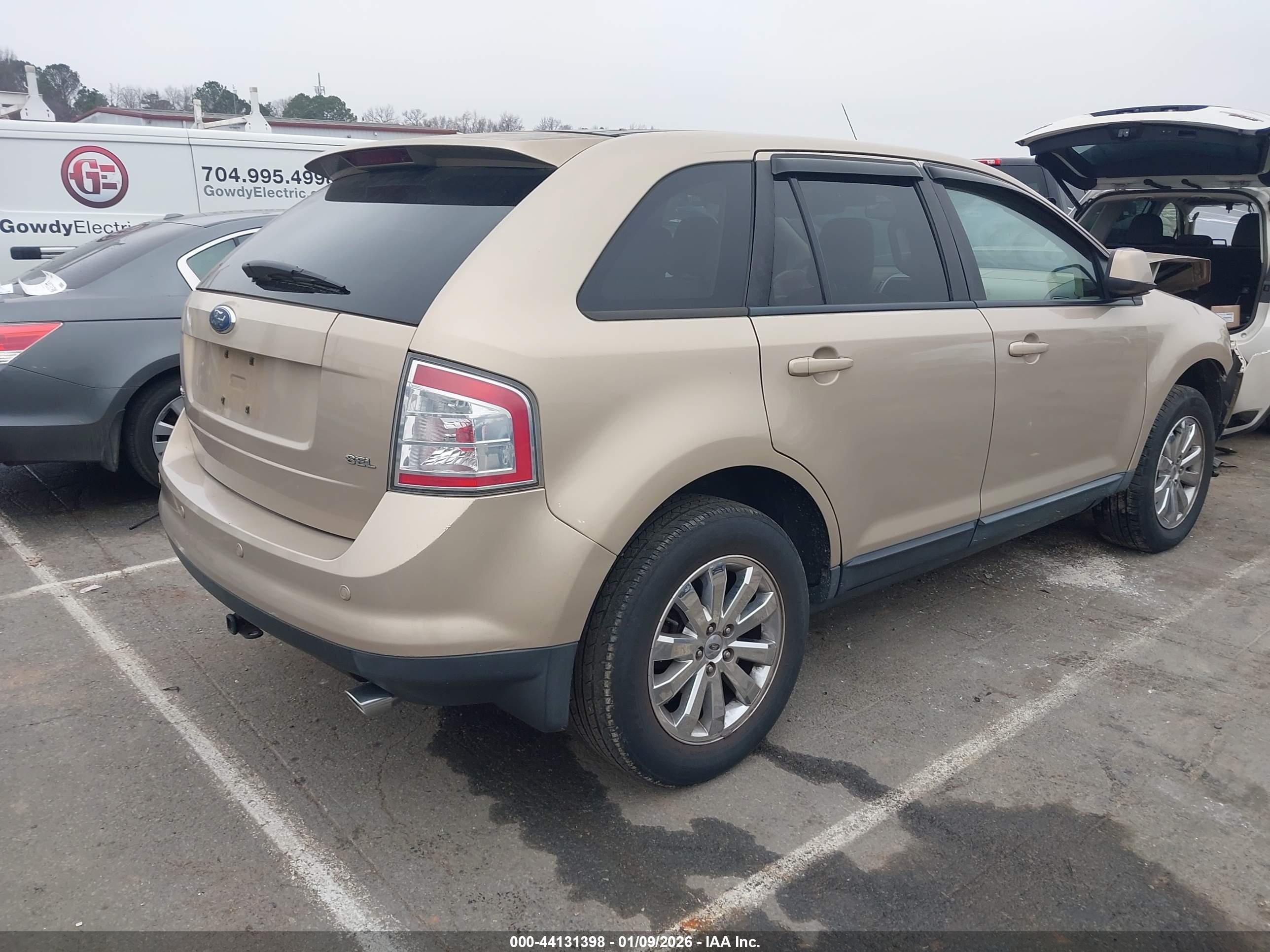 FORD EDGE image 4