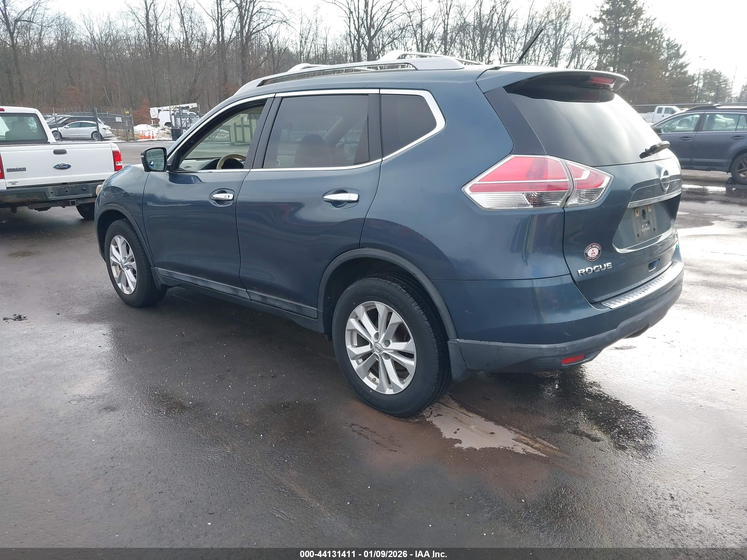 NISSAN ROGUE image 3