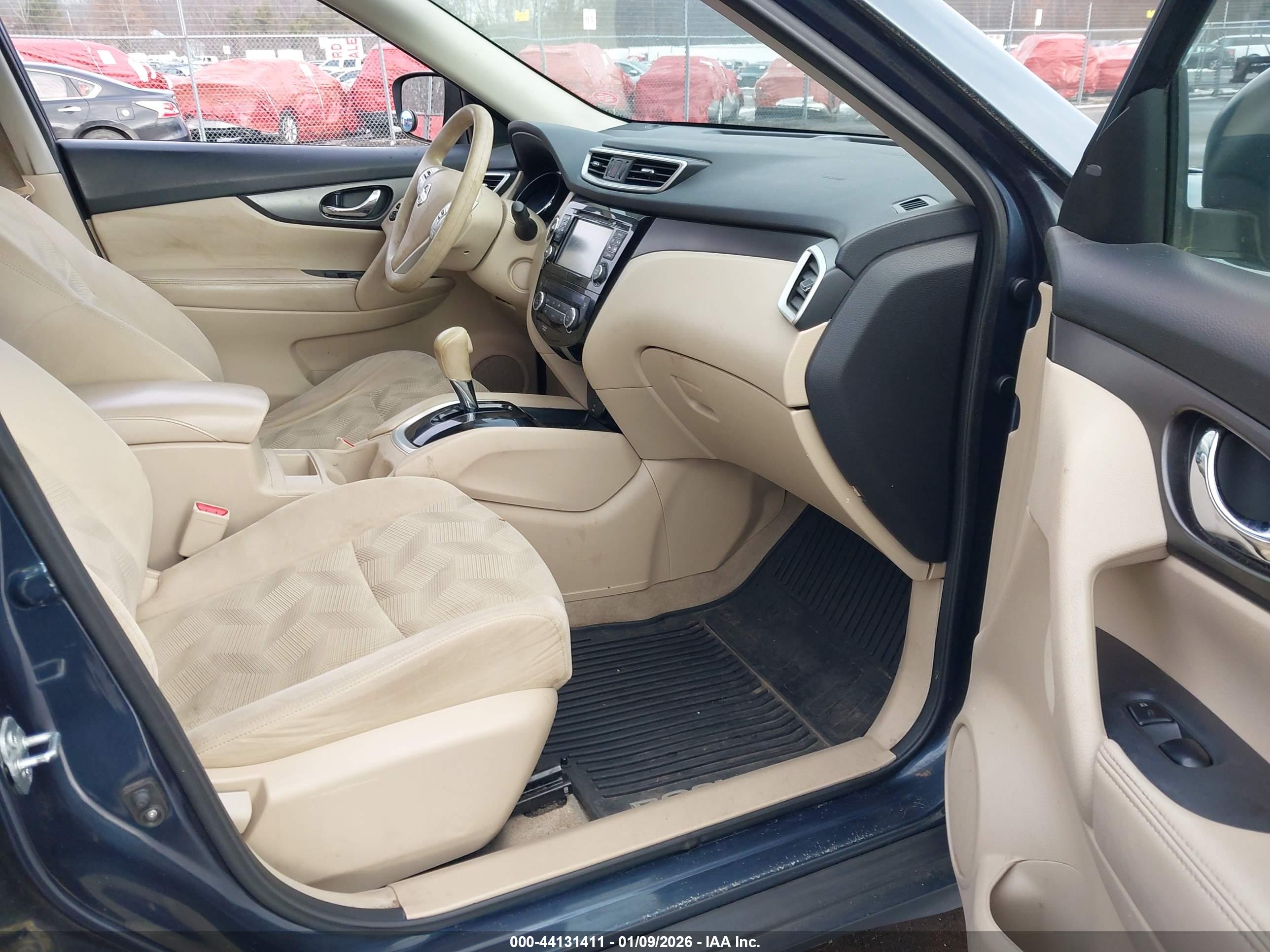 NISSAN ROGUE image 5