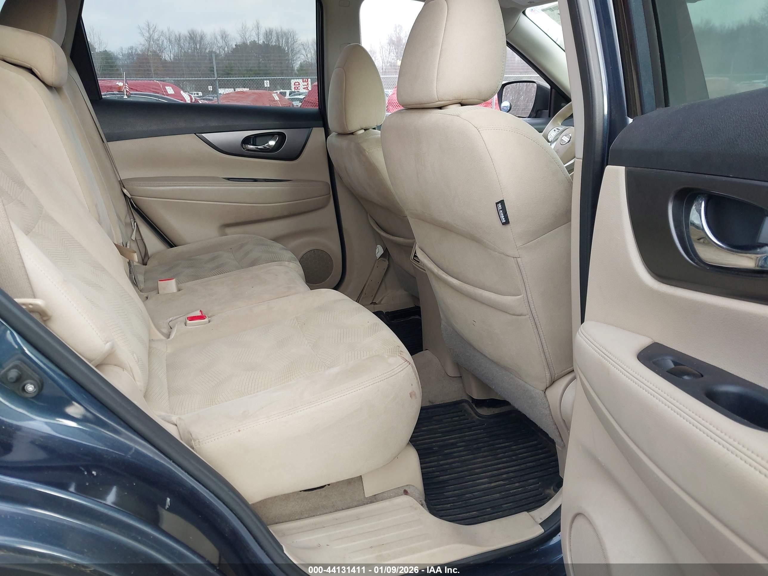 NISSAN ROGUE image 8