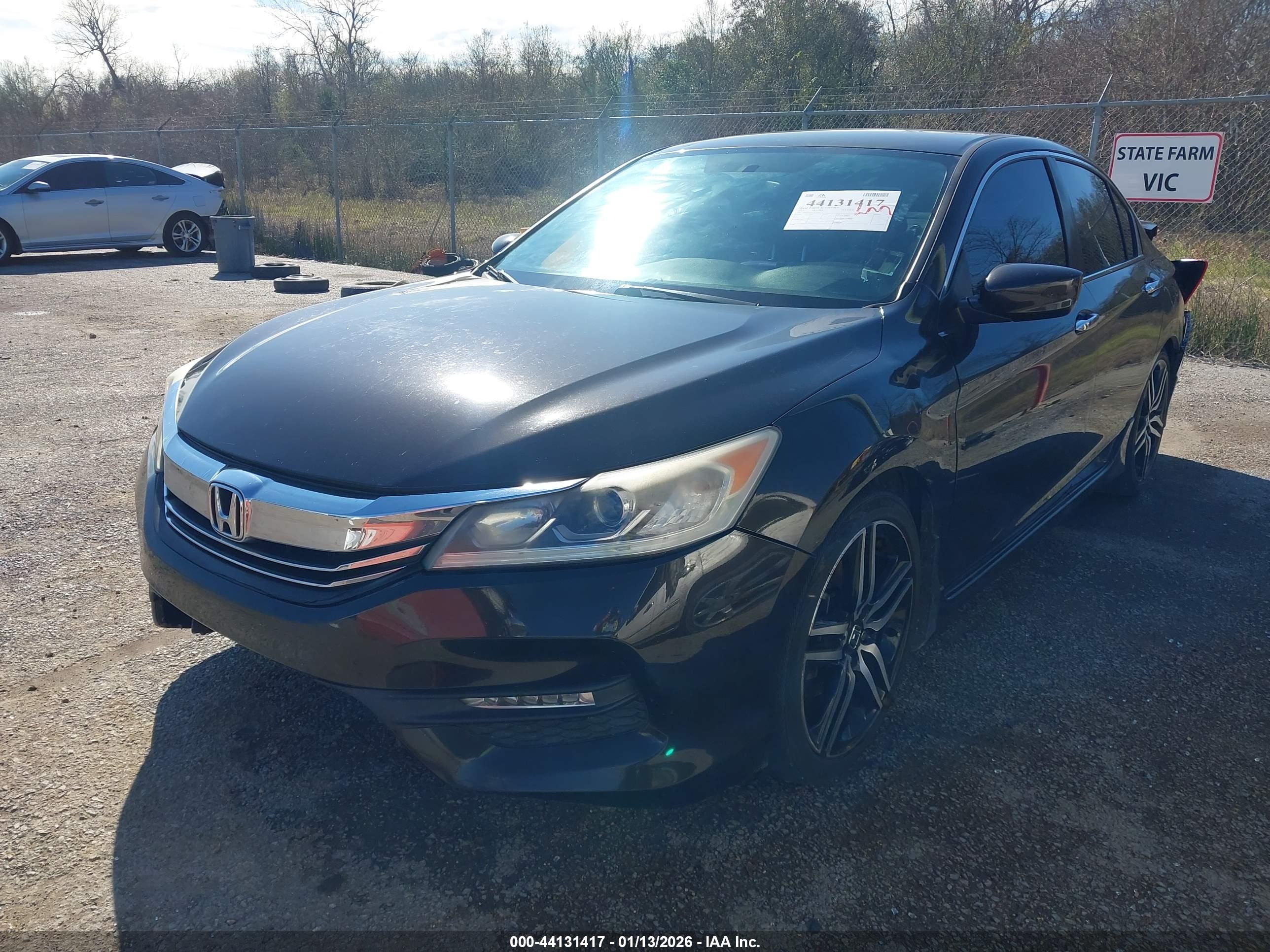 HONDA ACCORD image 2